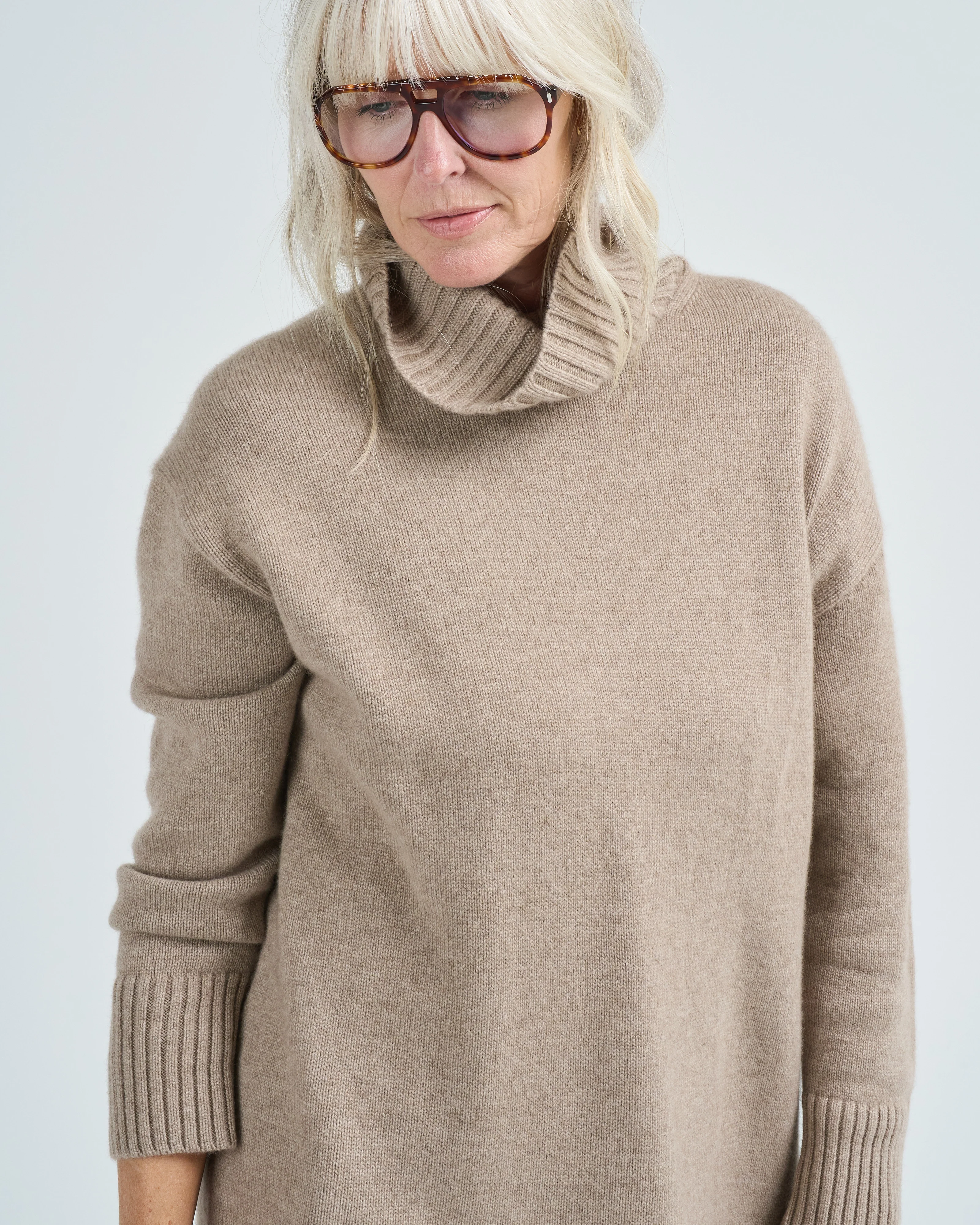 stand collar cocoon sweater - Image 5