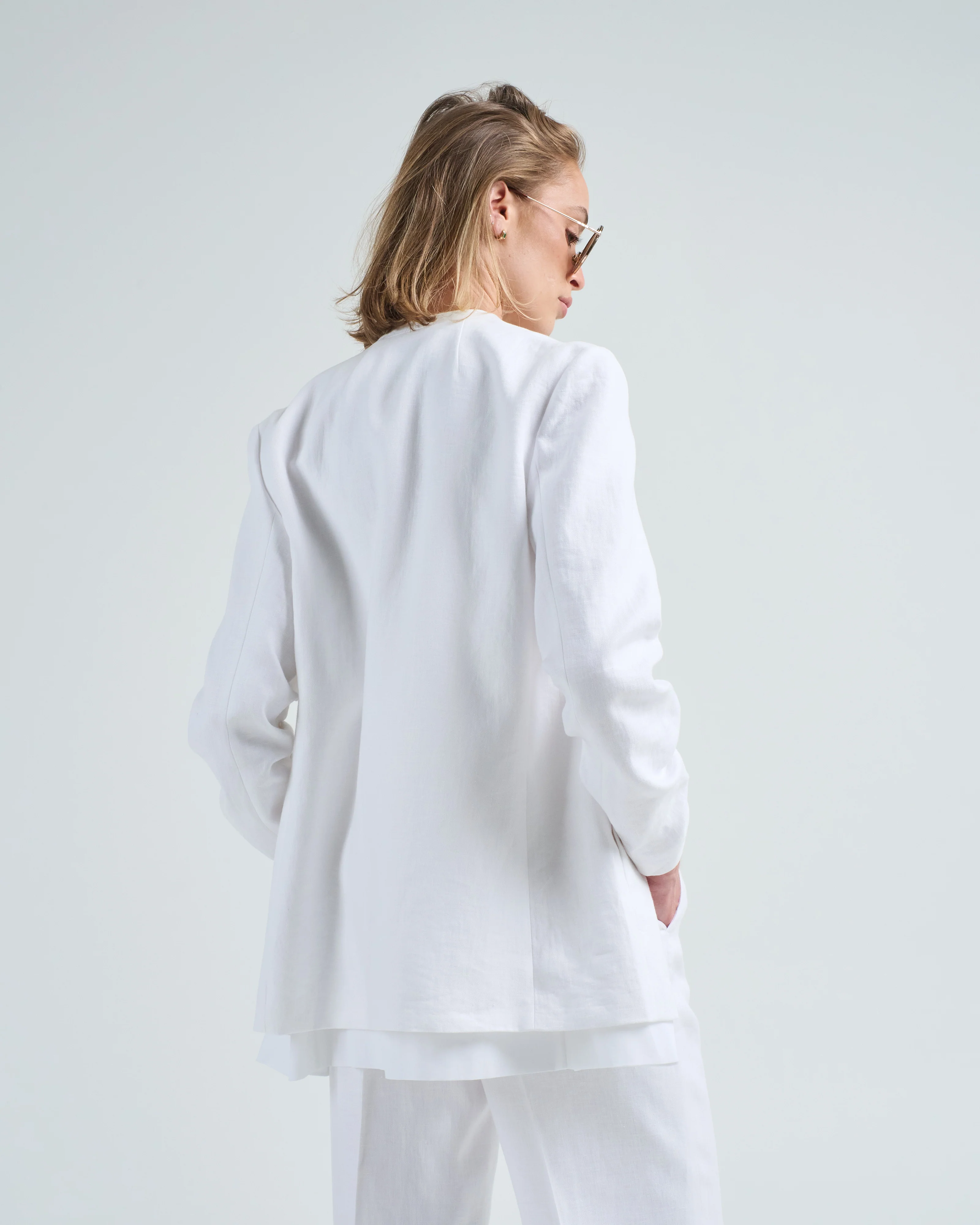 v-neck ruched sleeve blazer - Image 4