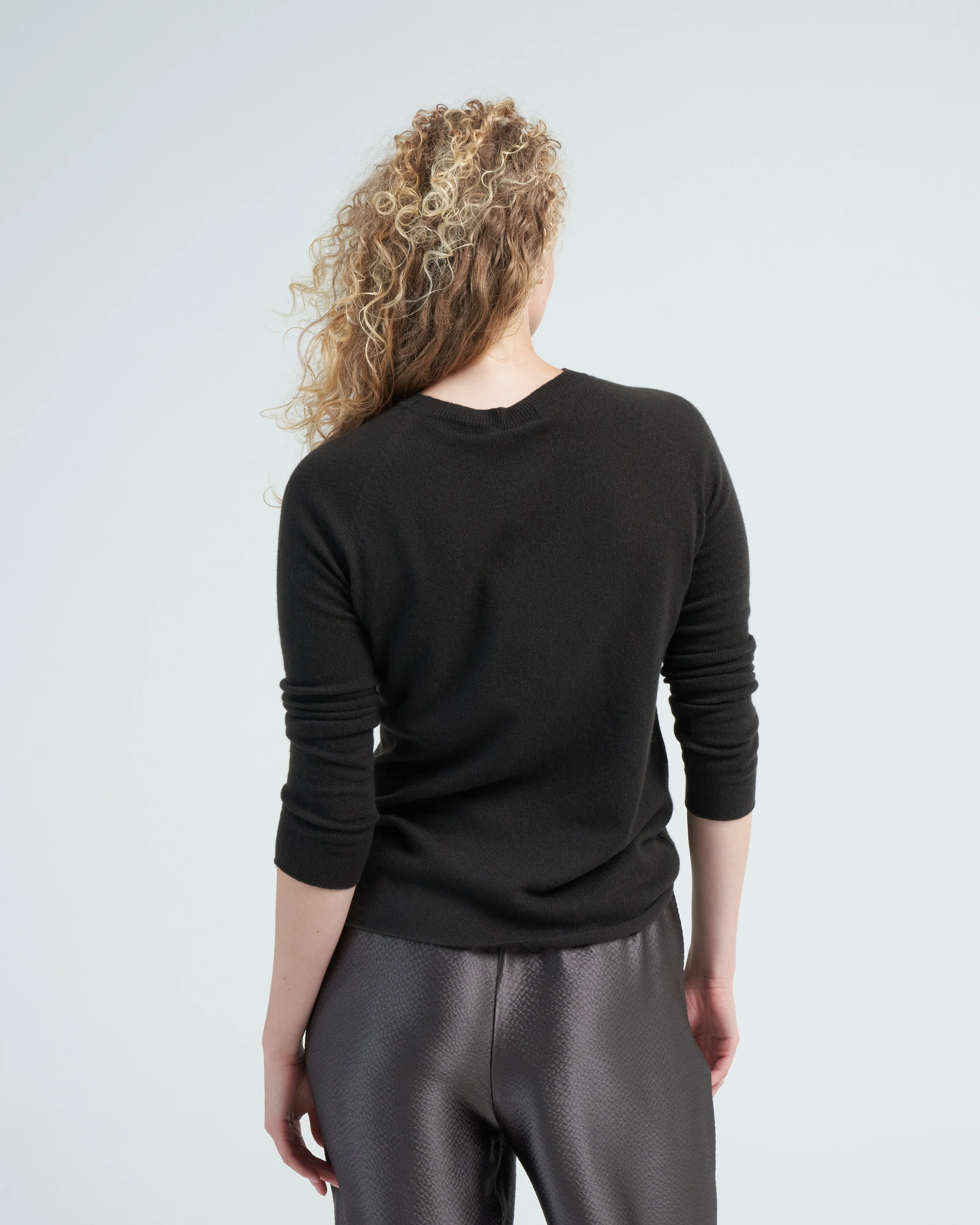 long sleeve crewneck - assam - Image 4