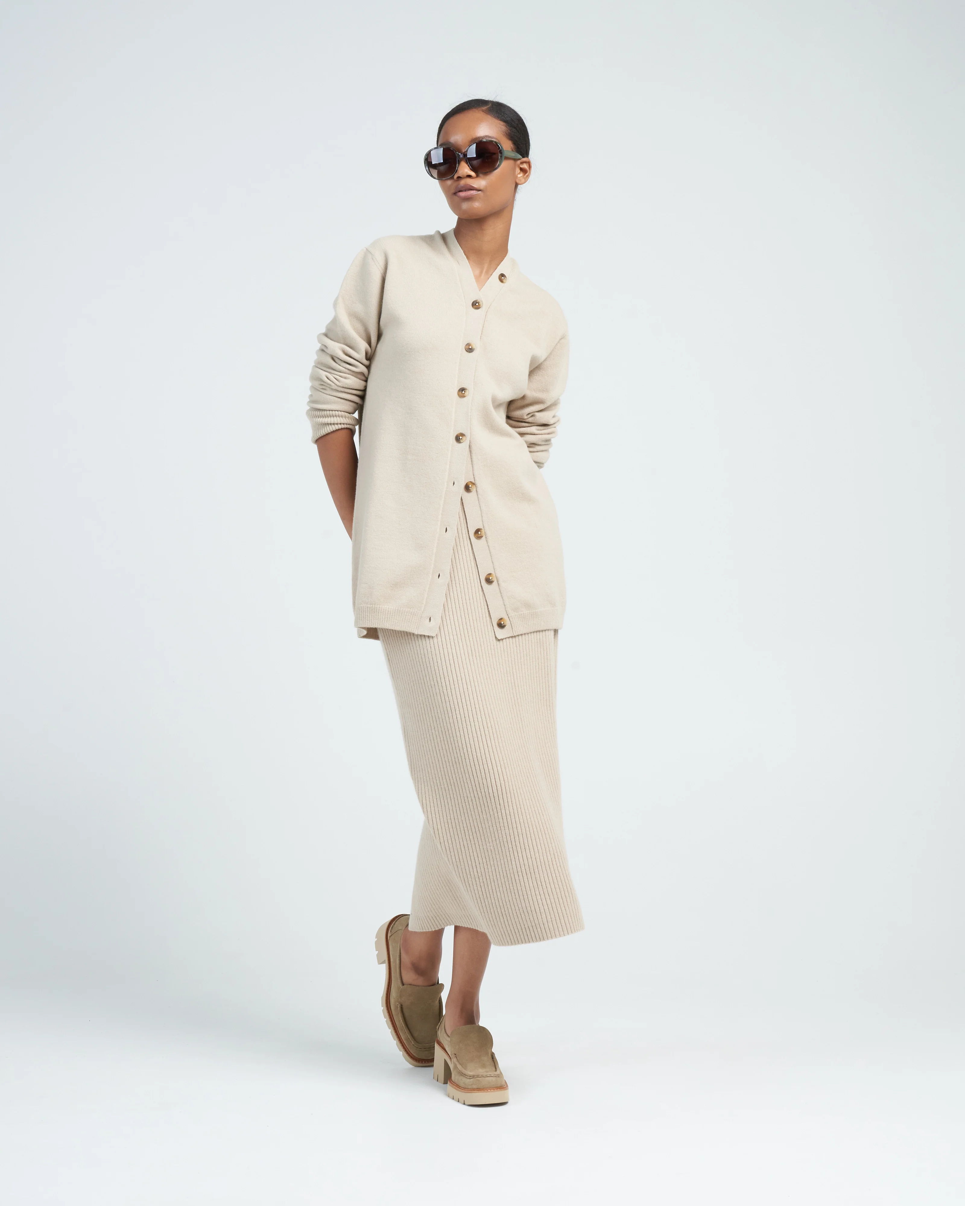 button cardigan - antique - Image 2