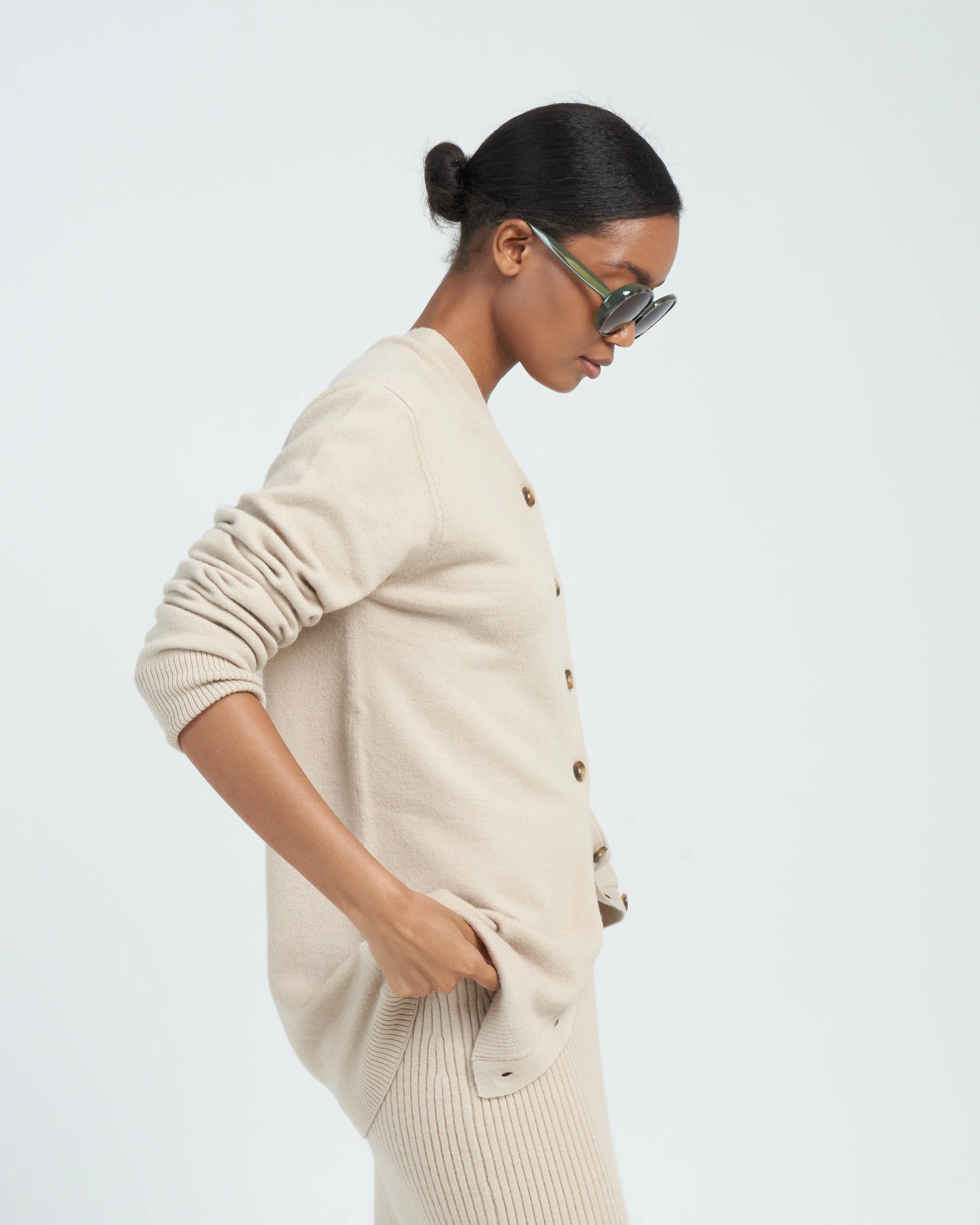 button cardigan - antique - Image 3