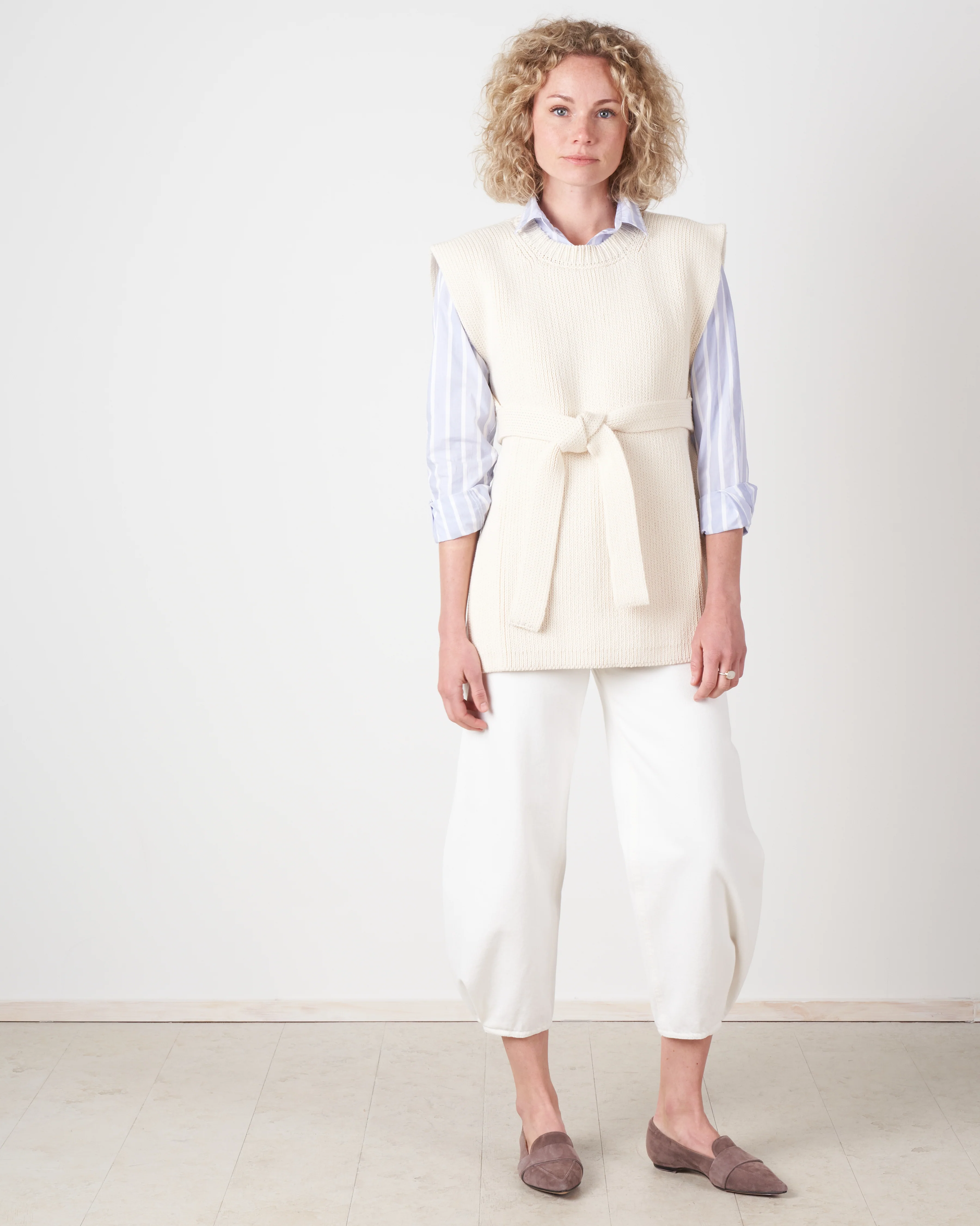 interlock apron top - raw white - Image 6