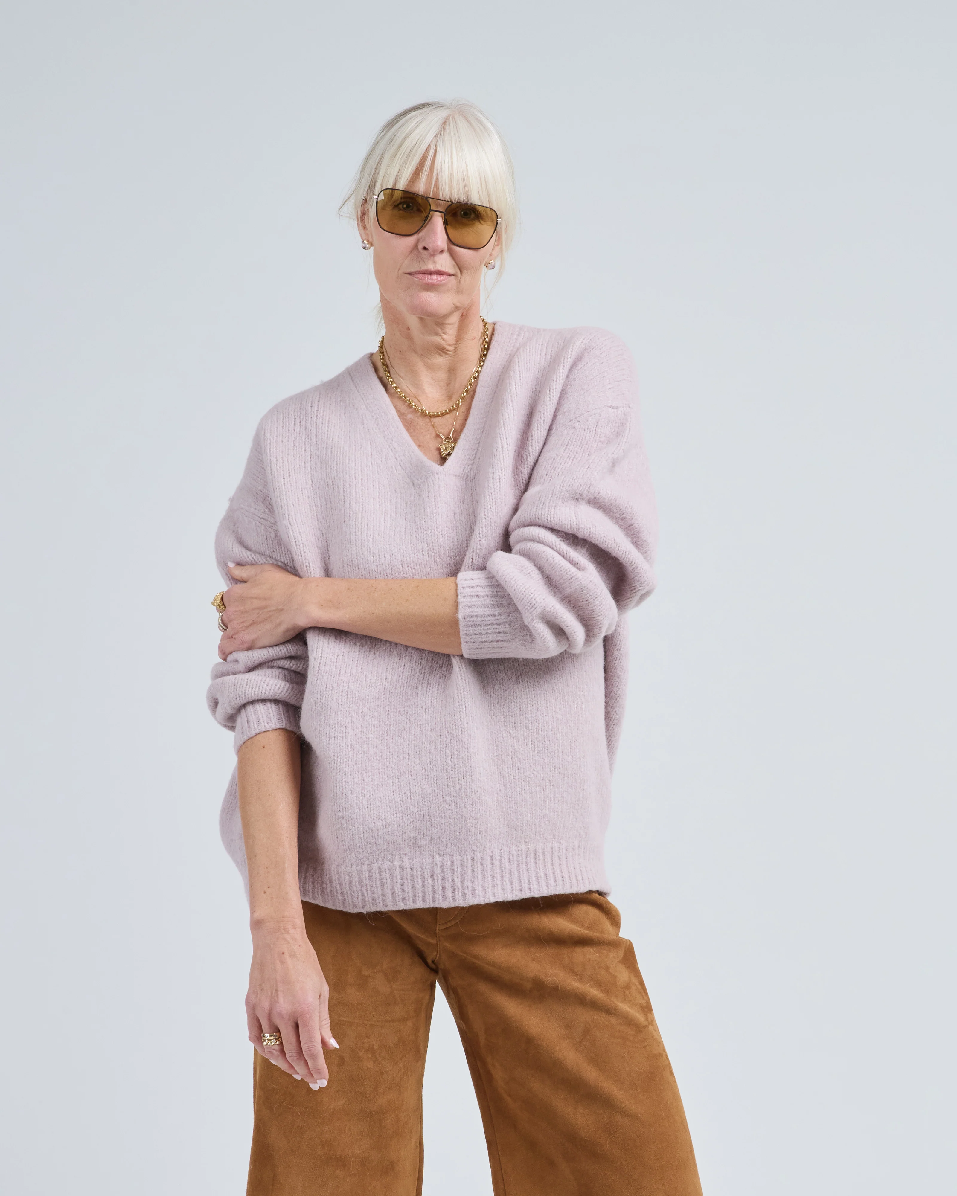 loft v neck - Image 3
