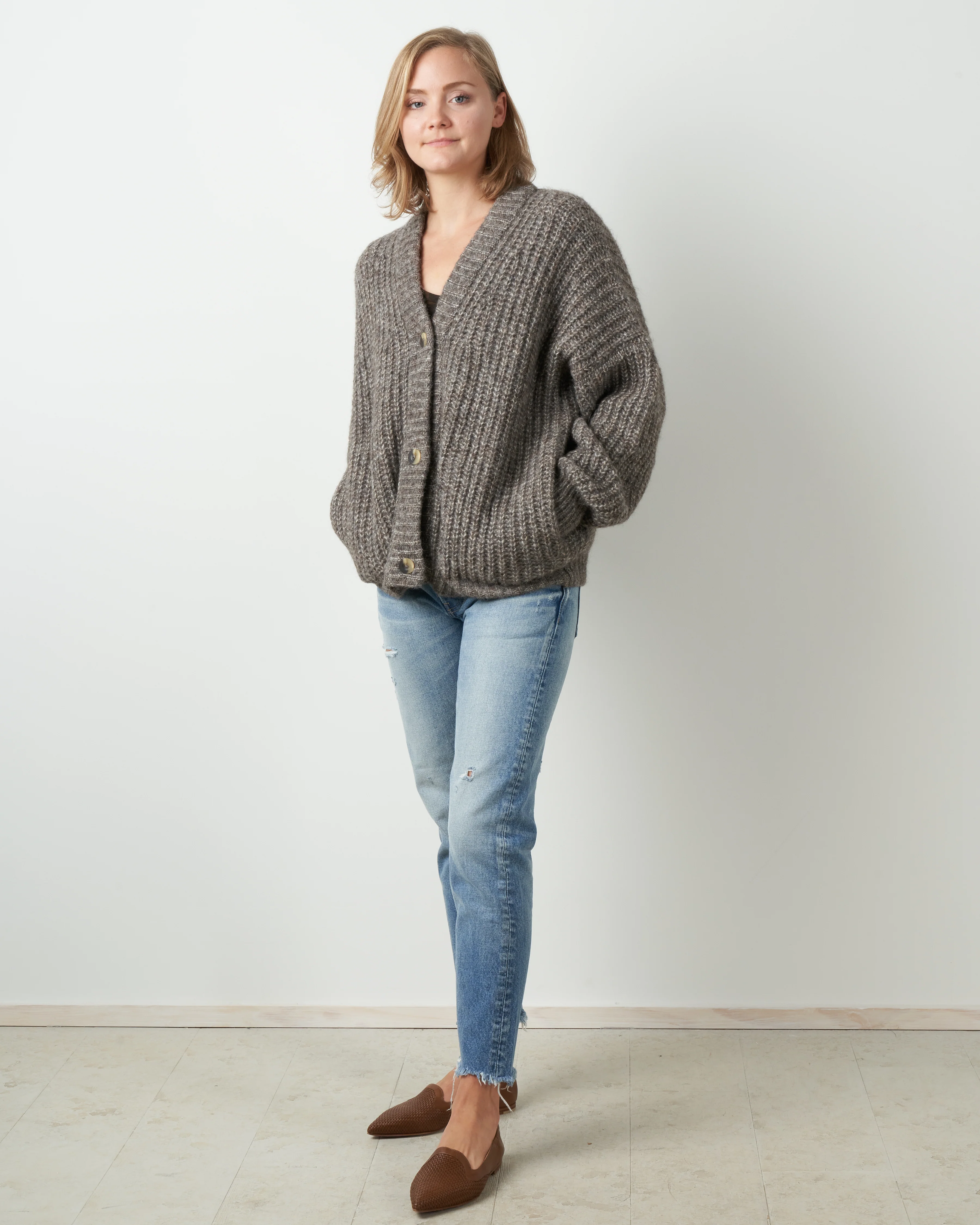 new grandma cardigan - ashwood - Image 4