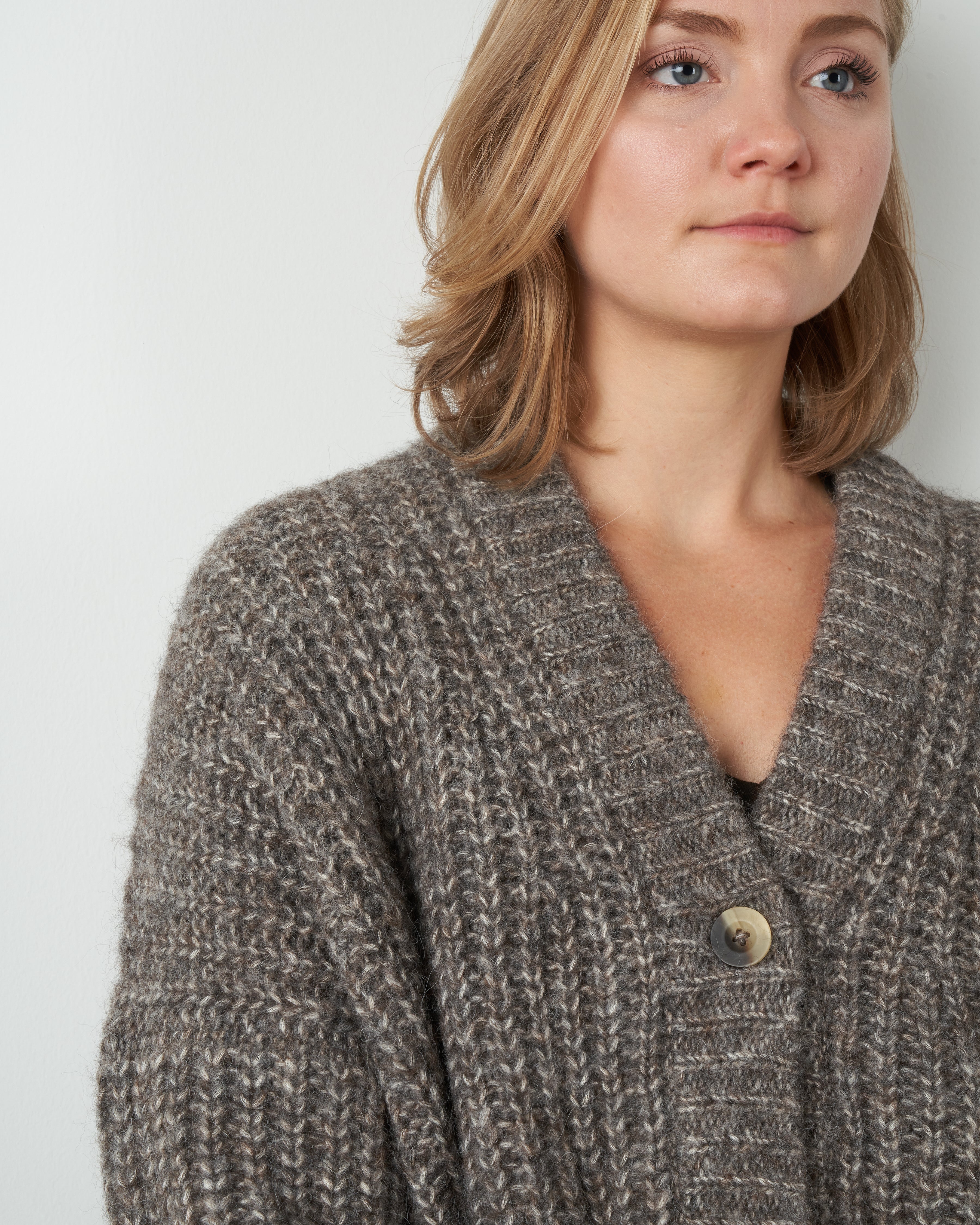 new grandma cardigan - ashwood - Image 5
