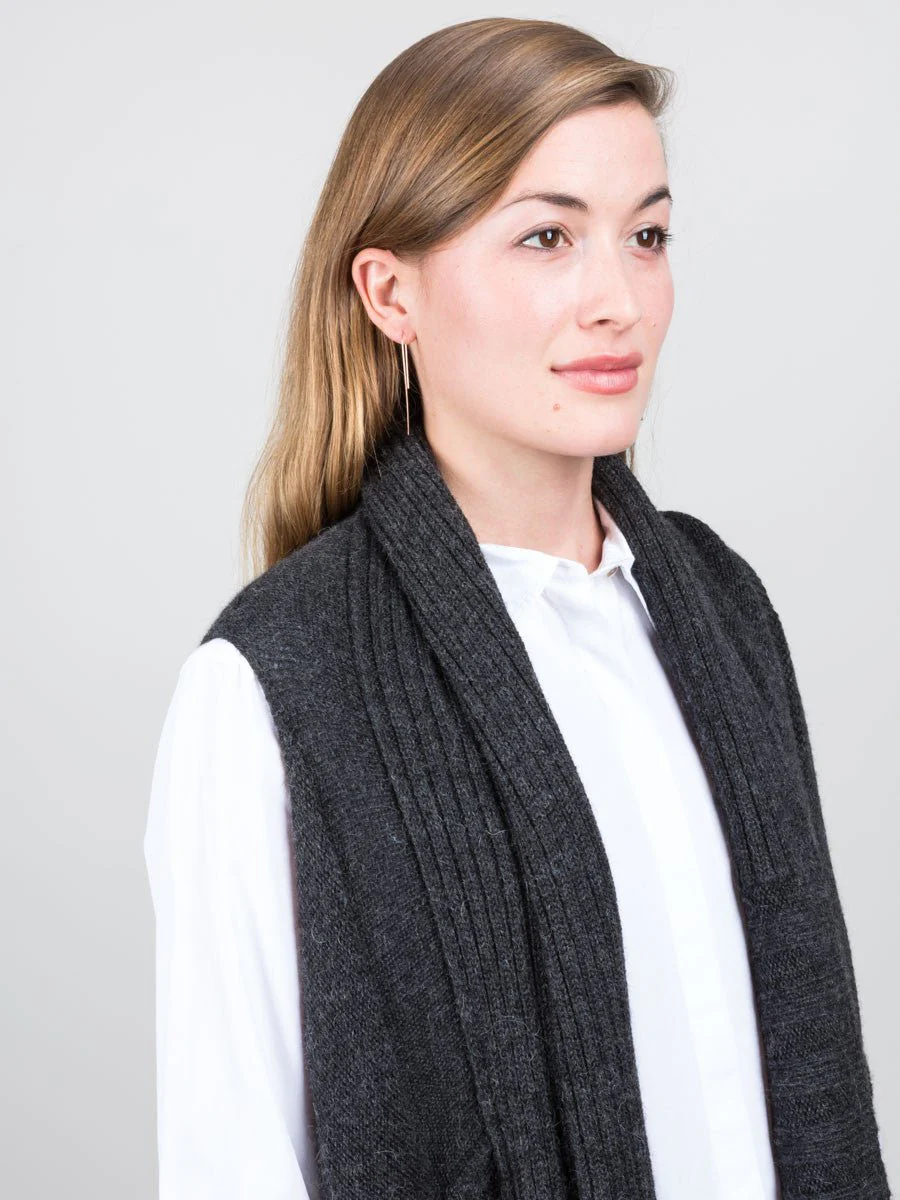 pinwheel vest - charcoal - Image 3