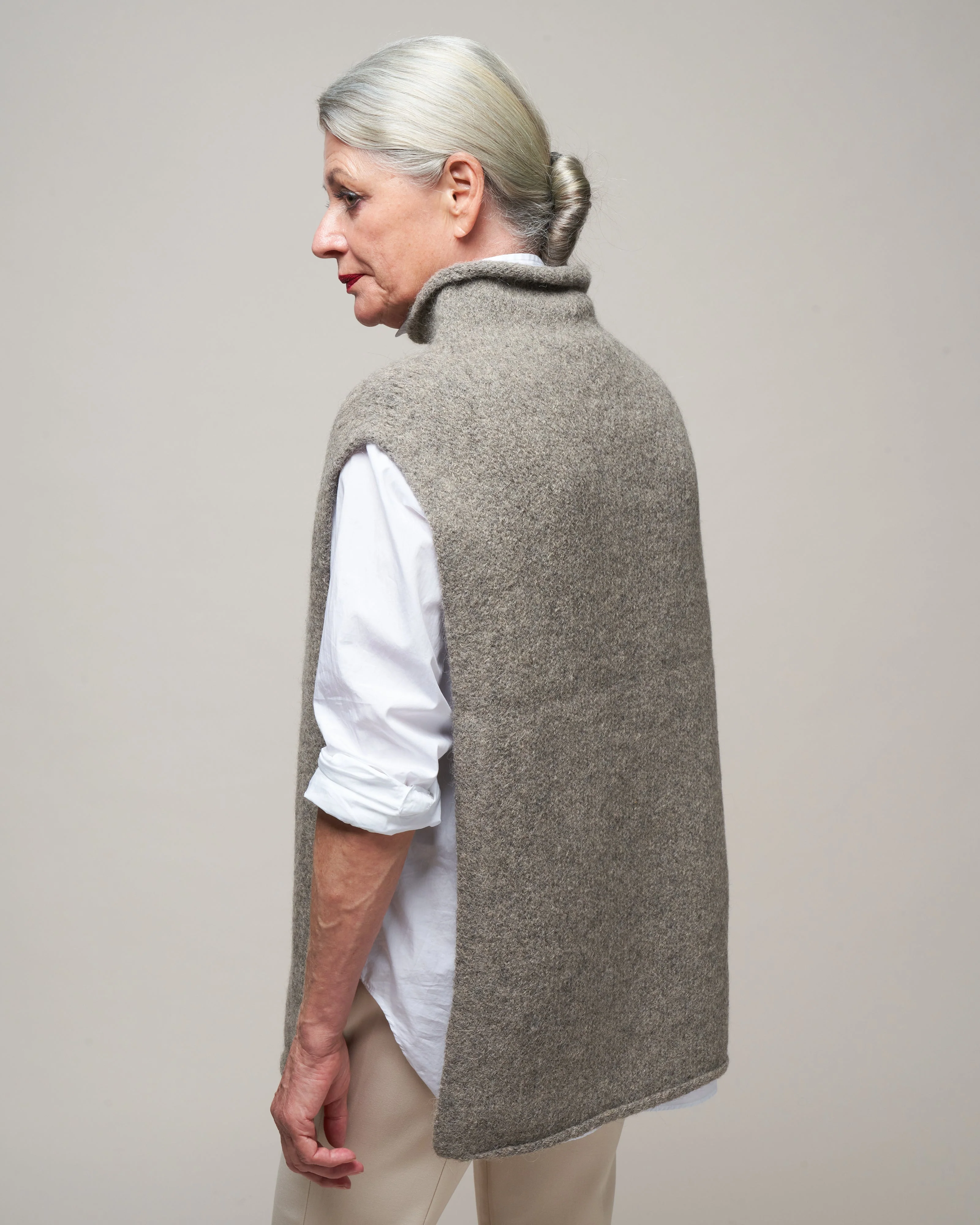 tabard - rock - Image 4