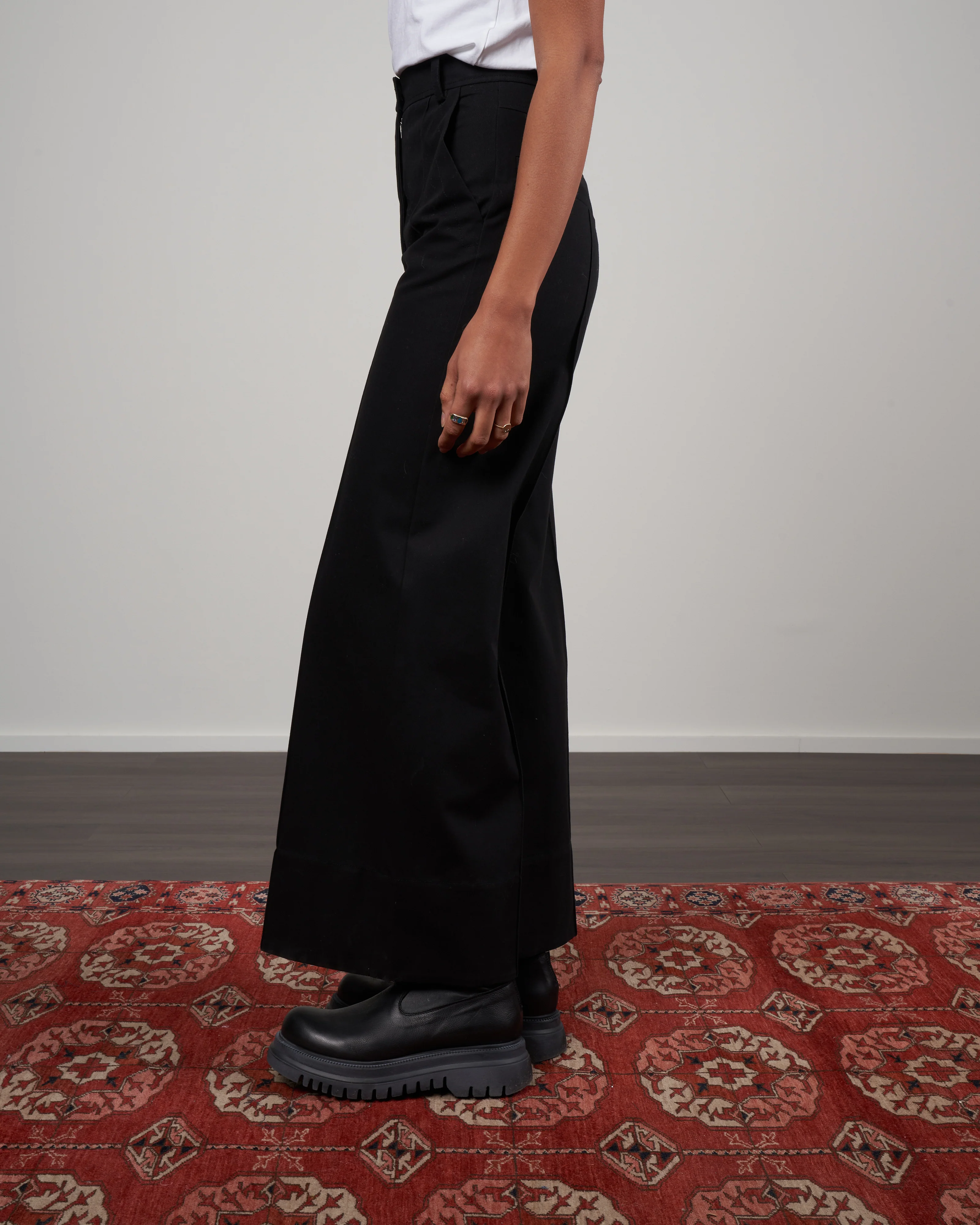 classic culotte - black - Image 2