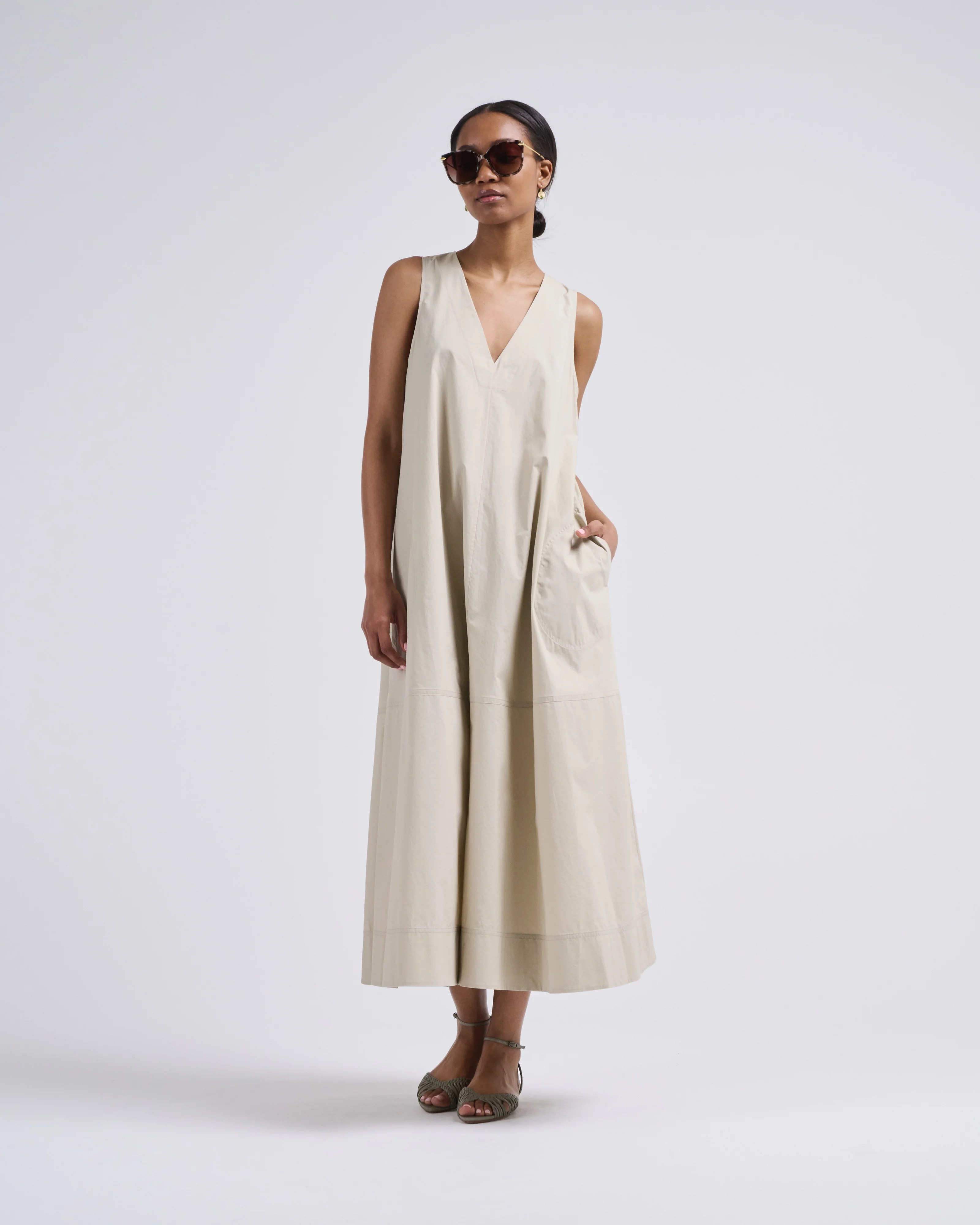 lm poplin apron dress