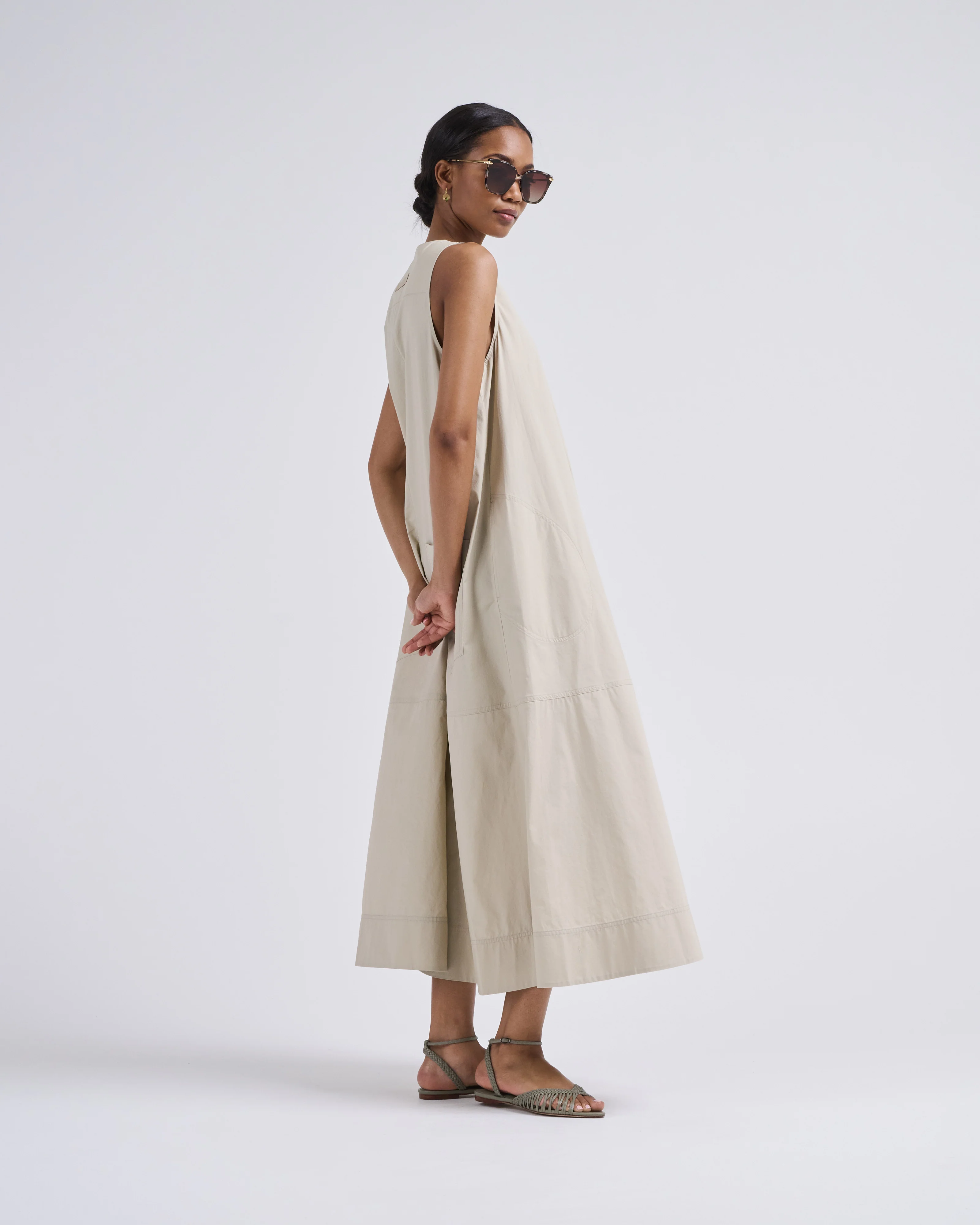 lm poplin apron dress - Image 5