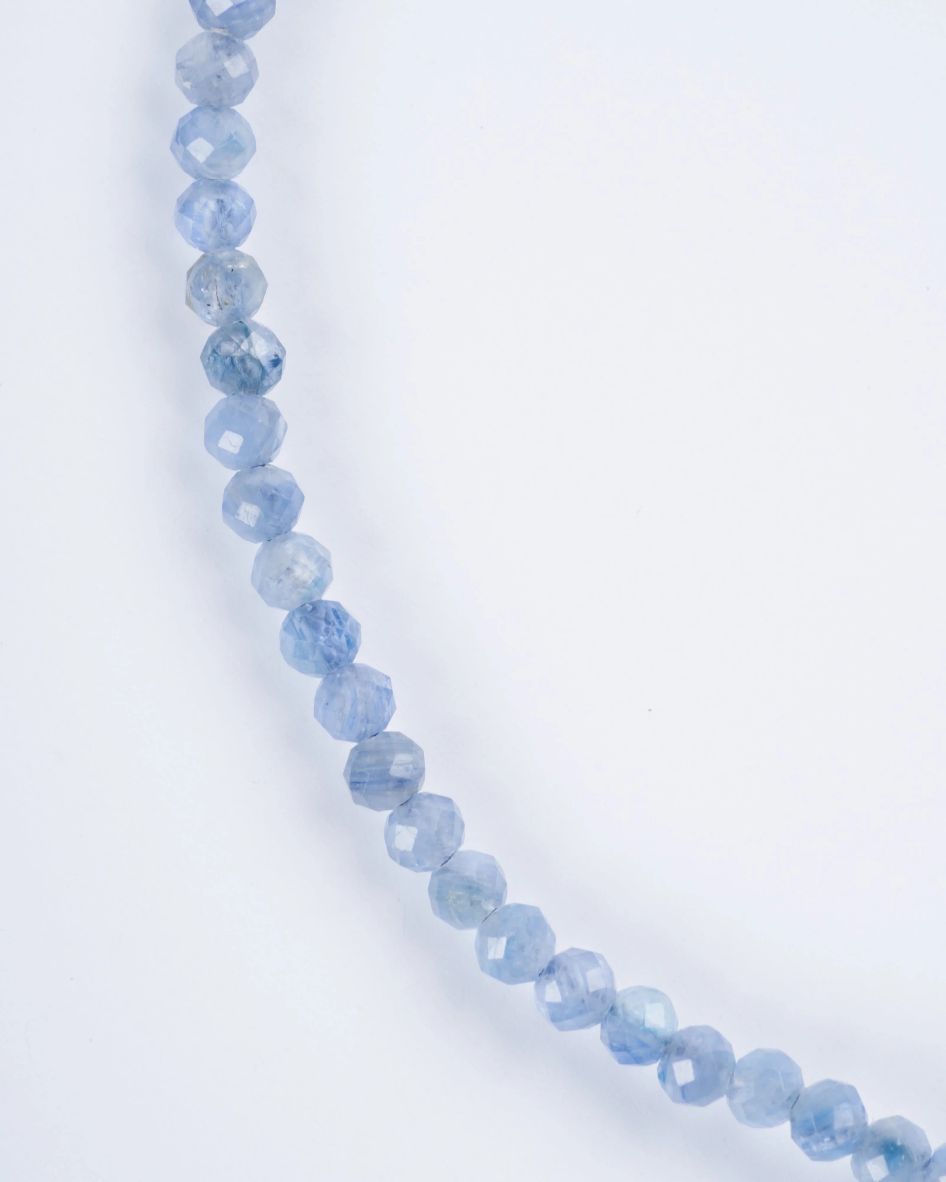 1.5mm blue sapphire bracelet w/ 9k closure - blue sapphire - Image 3