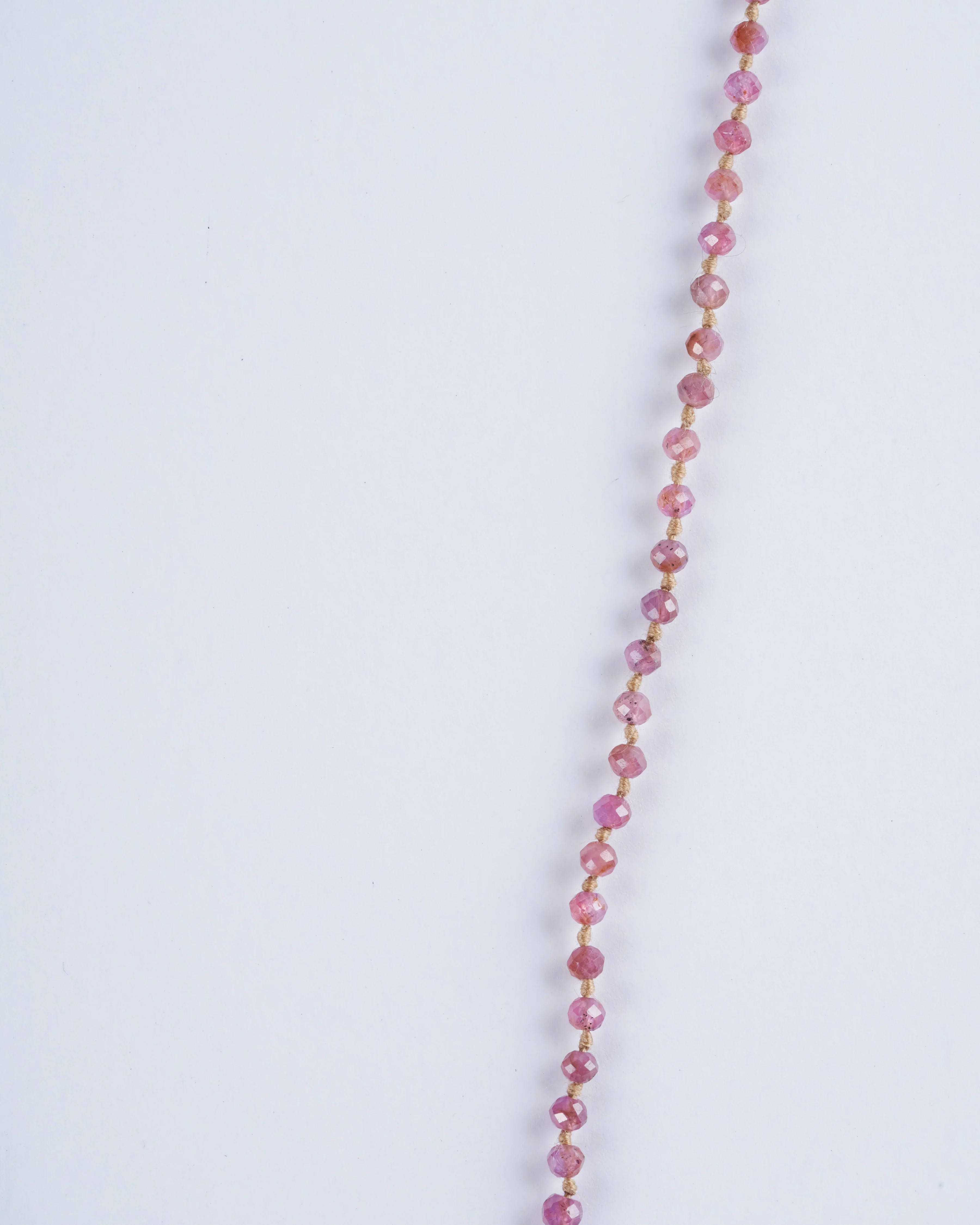 1mm pink sapphire necklace w/ 9k gold closure - Image 2