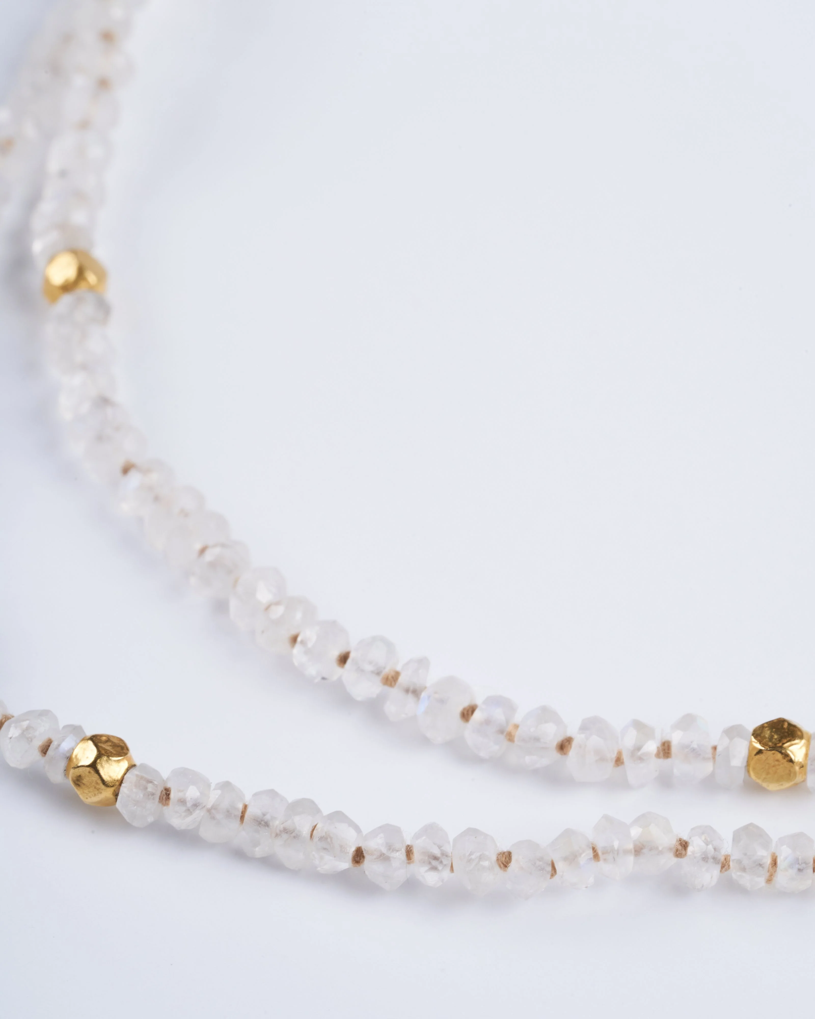 moonstone with 18k gold beads and clasp - white - Image 4