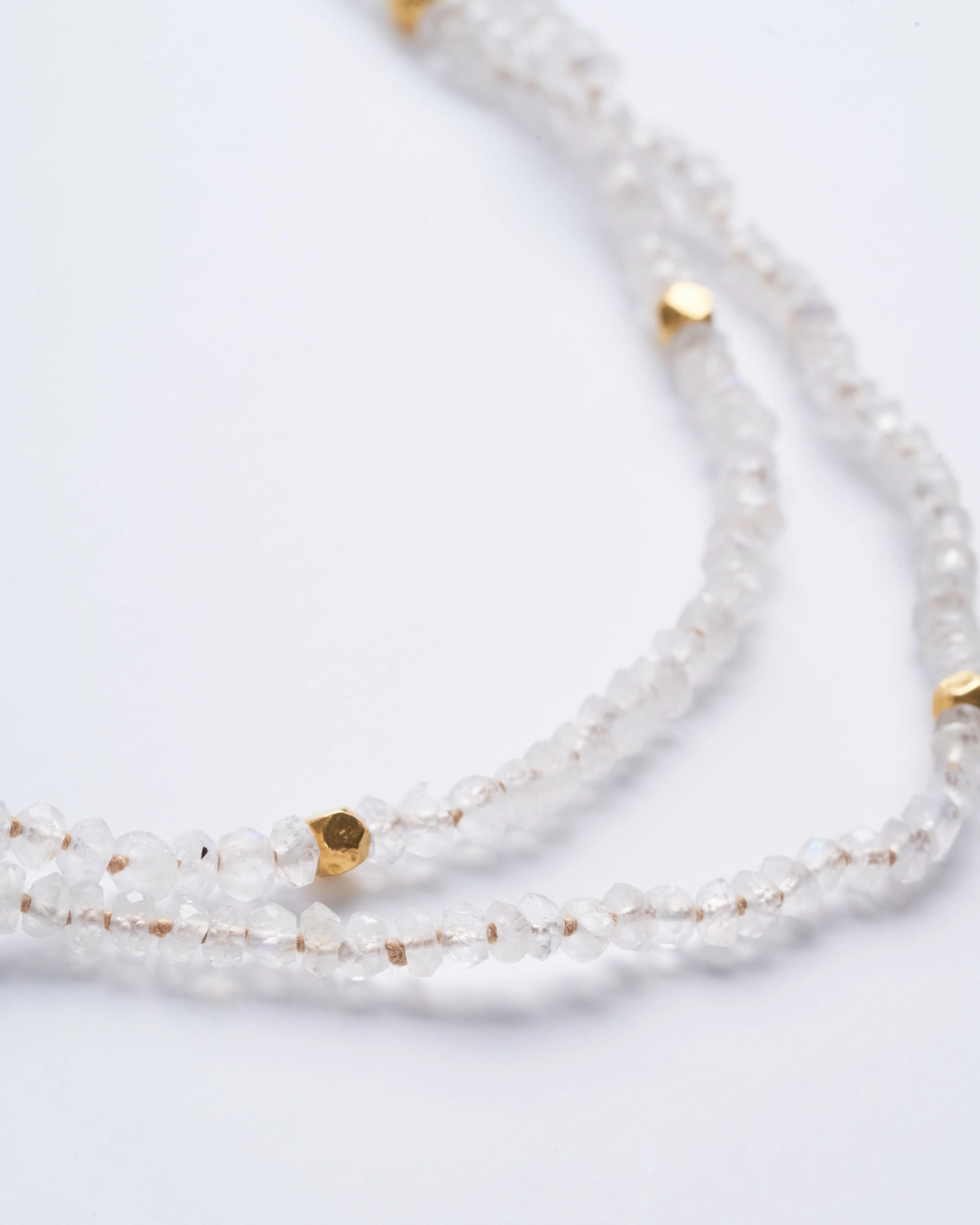 moonstone with 18k gold beads and clasp - white - Image 5