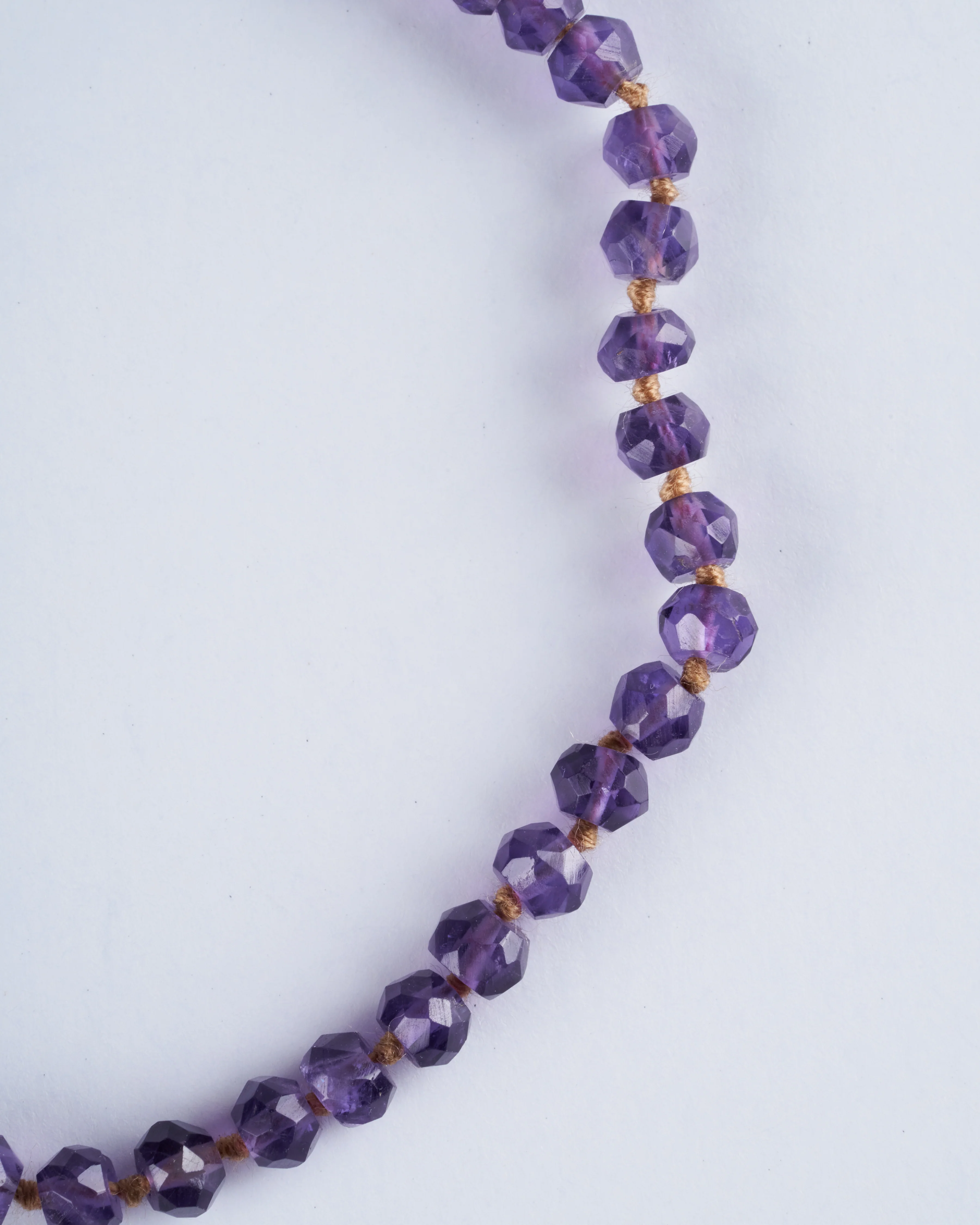 knotted amethyst with button - Image 3