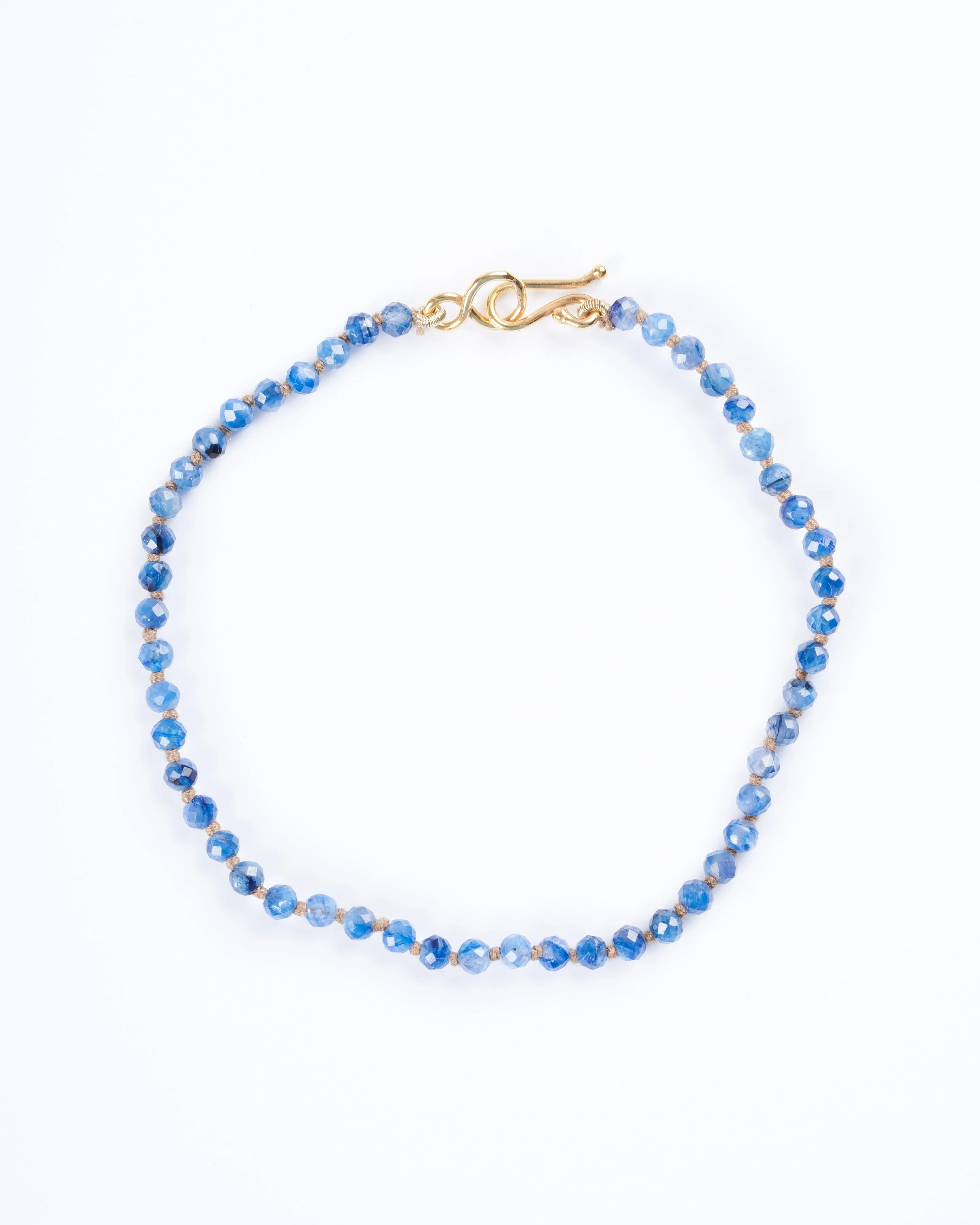 kyanite 9k clasp bracelet - stone