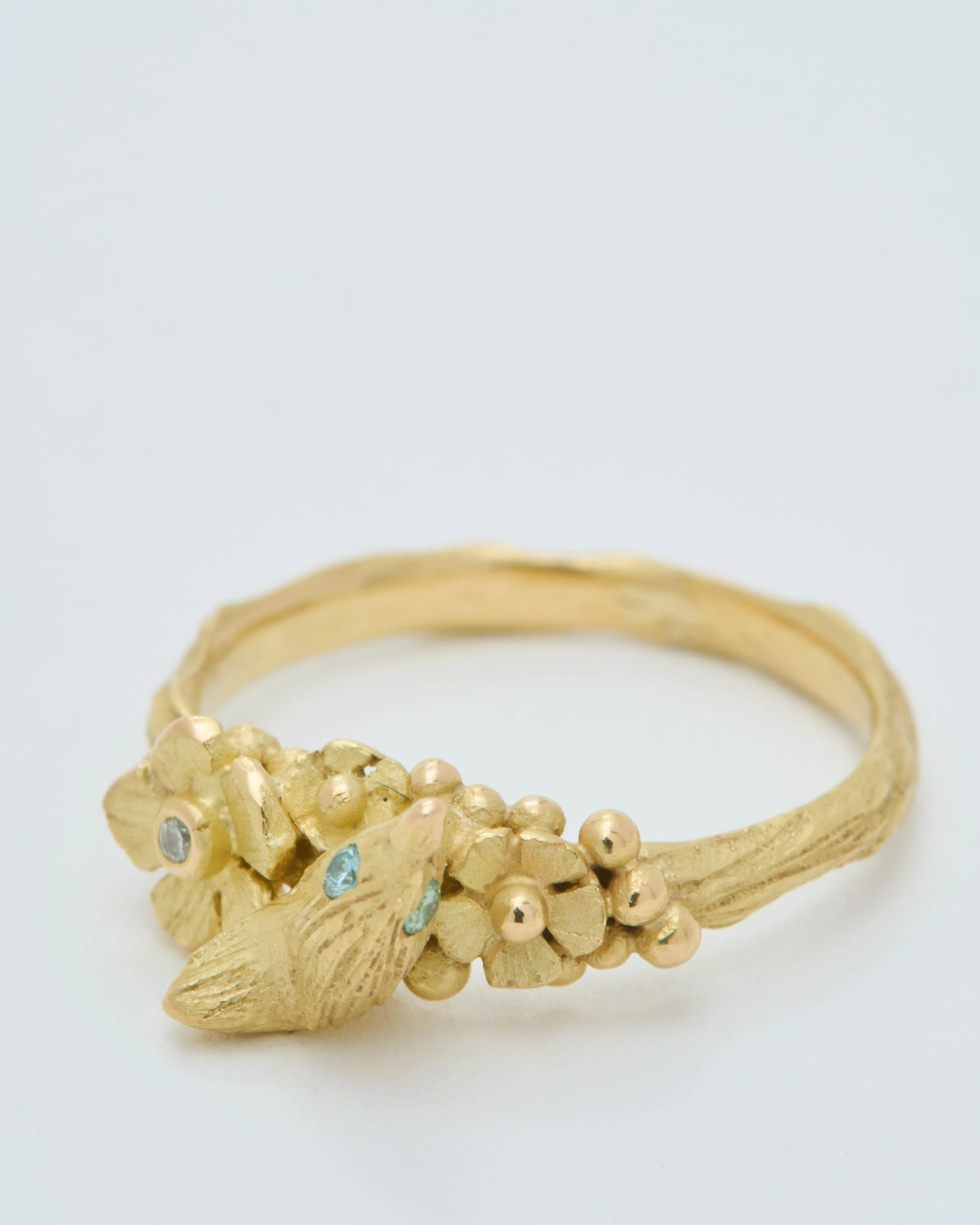18k gold ring with bird - Image 5
