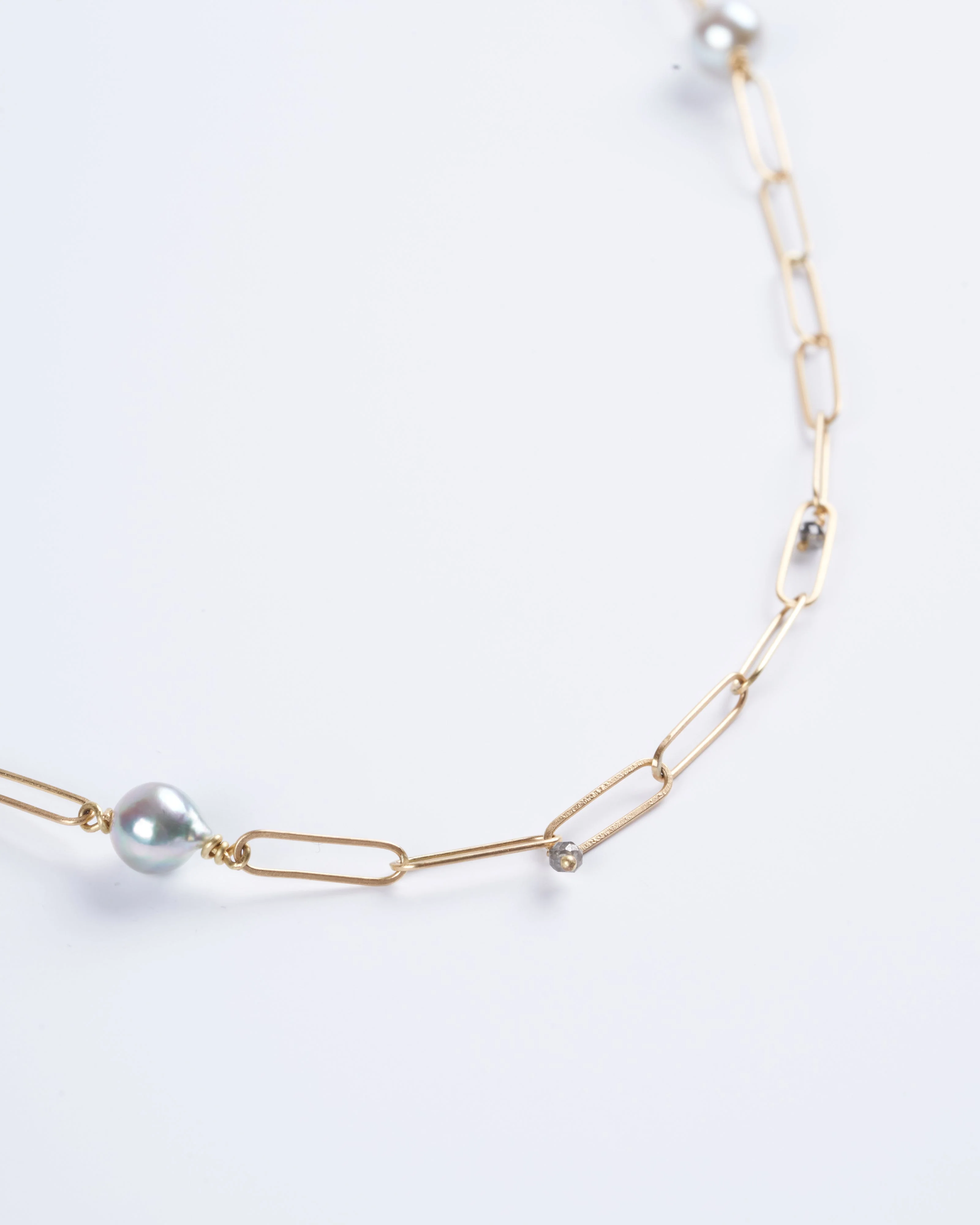 18k yellow gold popsicle chain with akoya pearls and diamonds - Image 2