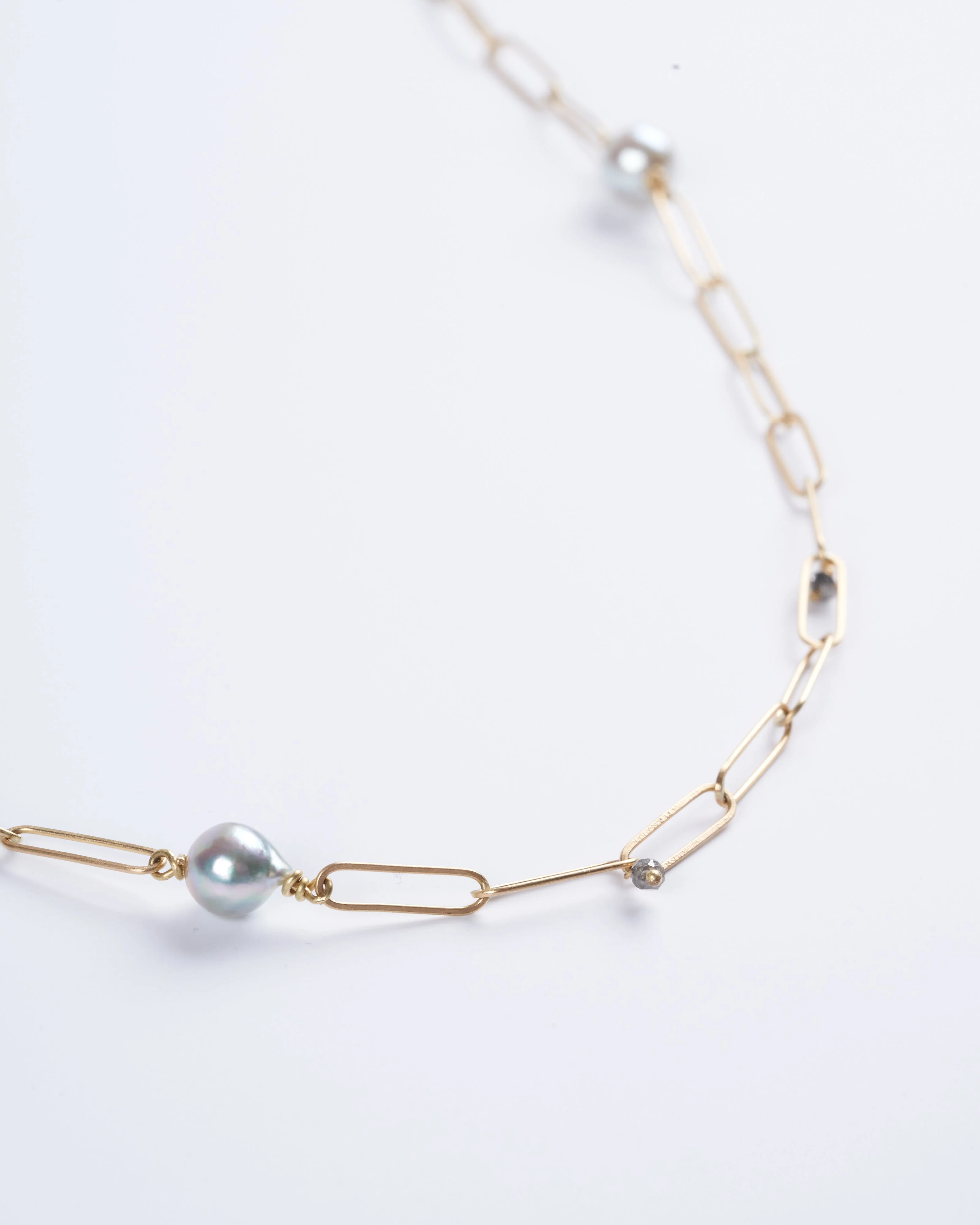 18k yellow gold popsicle chain with akoya pearls and diamonds - Image 3