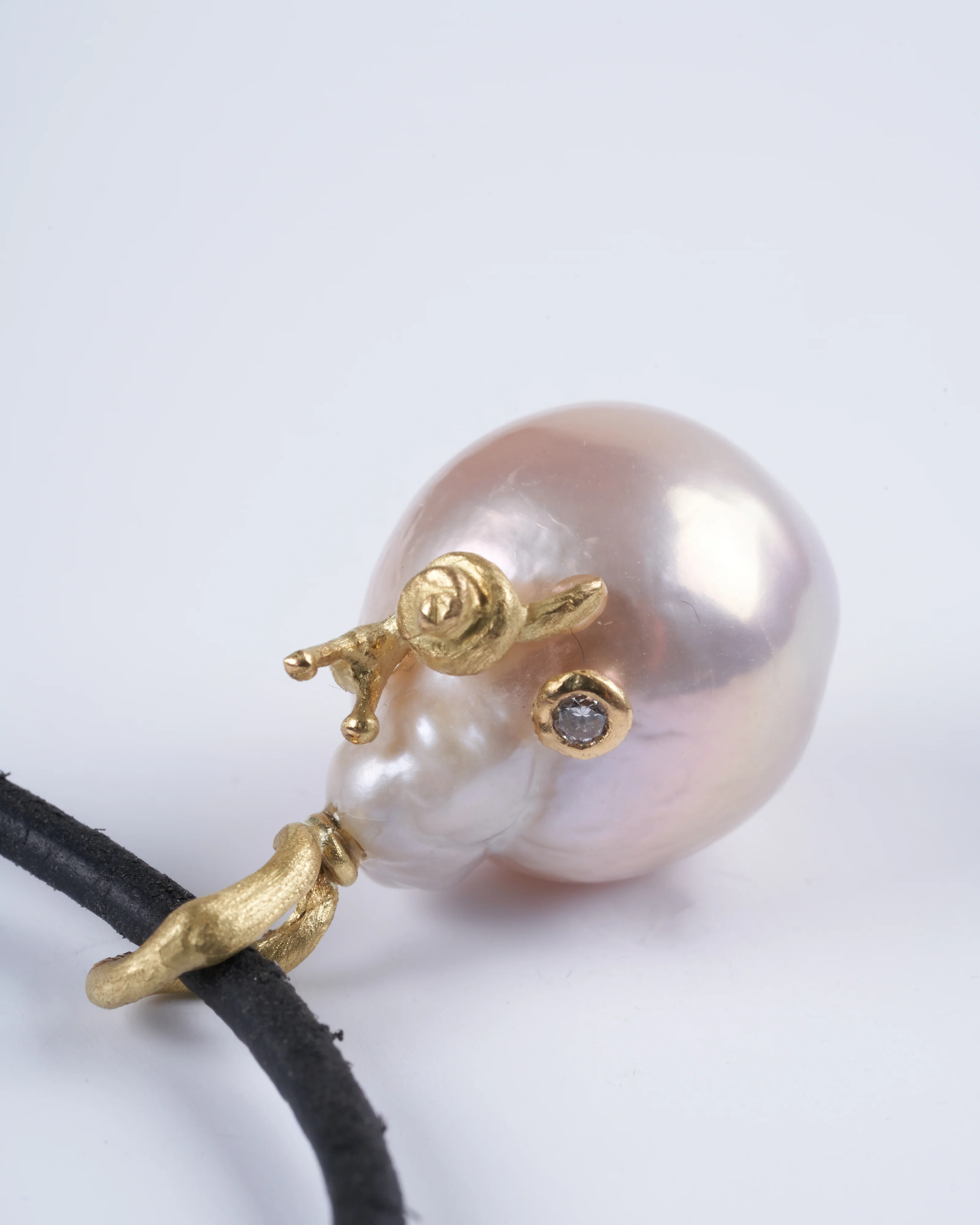 freshwater pearl and leather bracelet - Image 4
