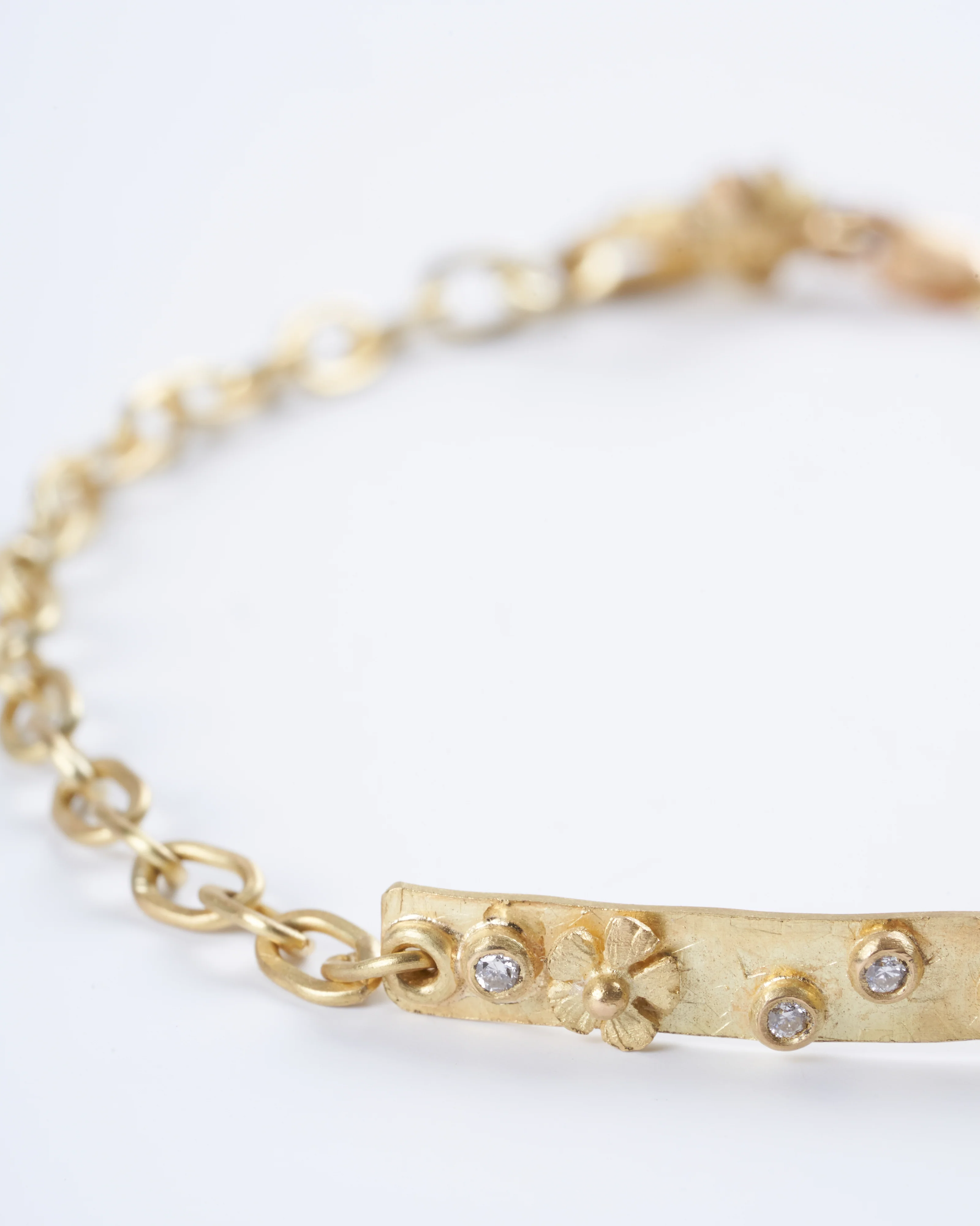 18k yellow gold and white diamonds - Image 2