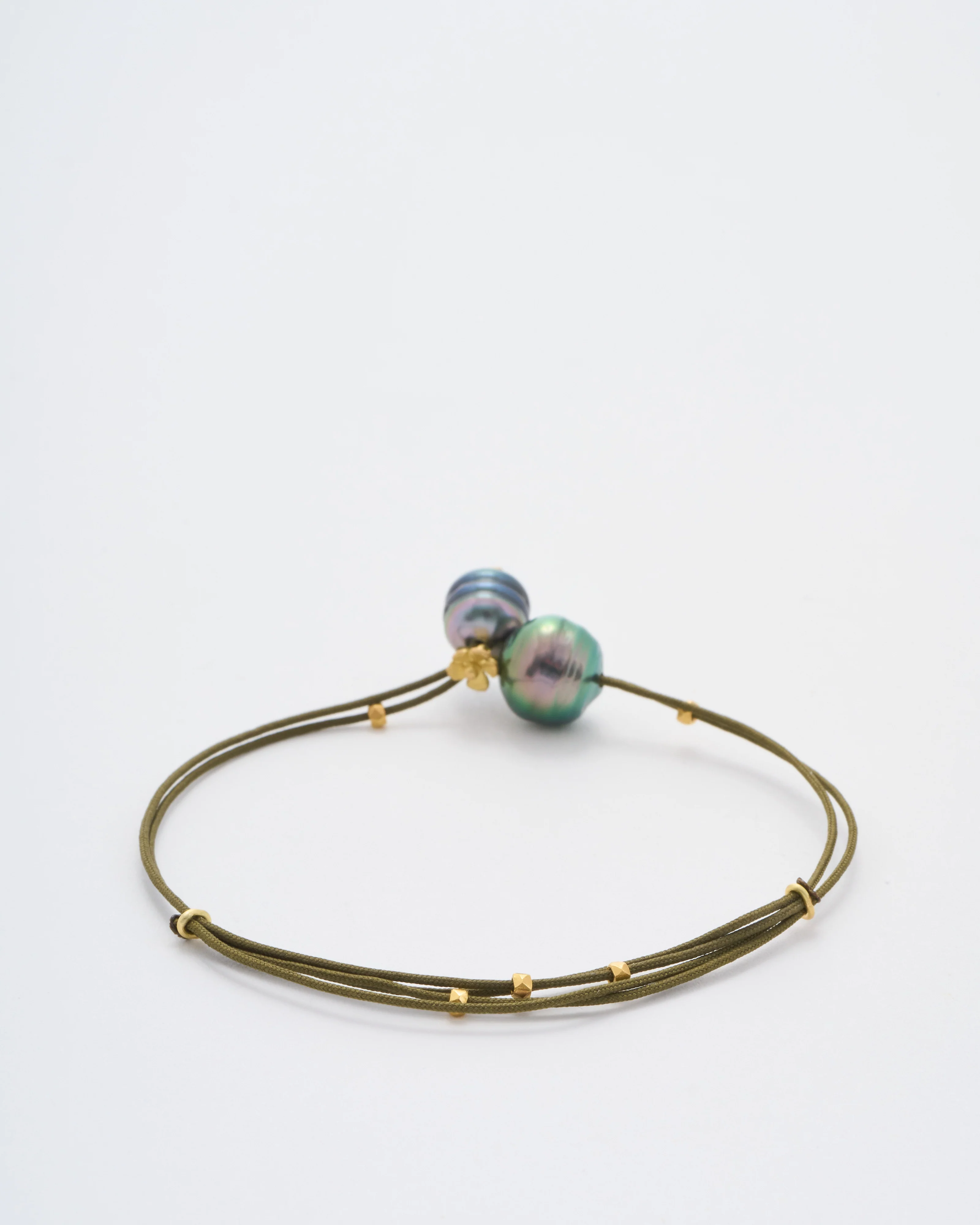 pearl and flowers adjustable cord bracelet - Image 3