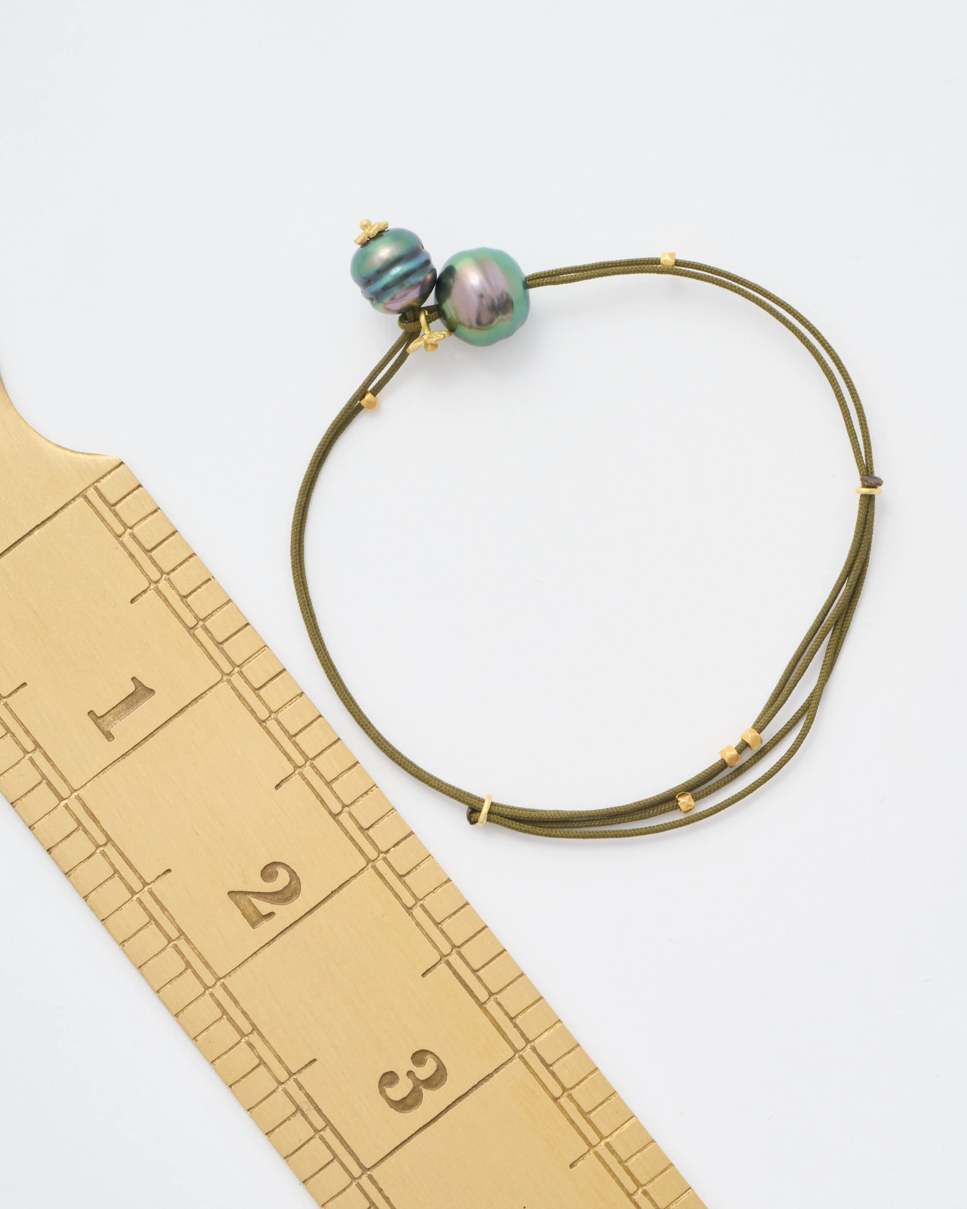 pearl and flowers adjustable cord bracelet - Image 5
