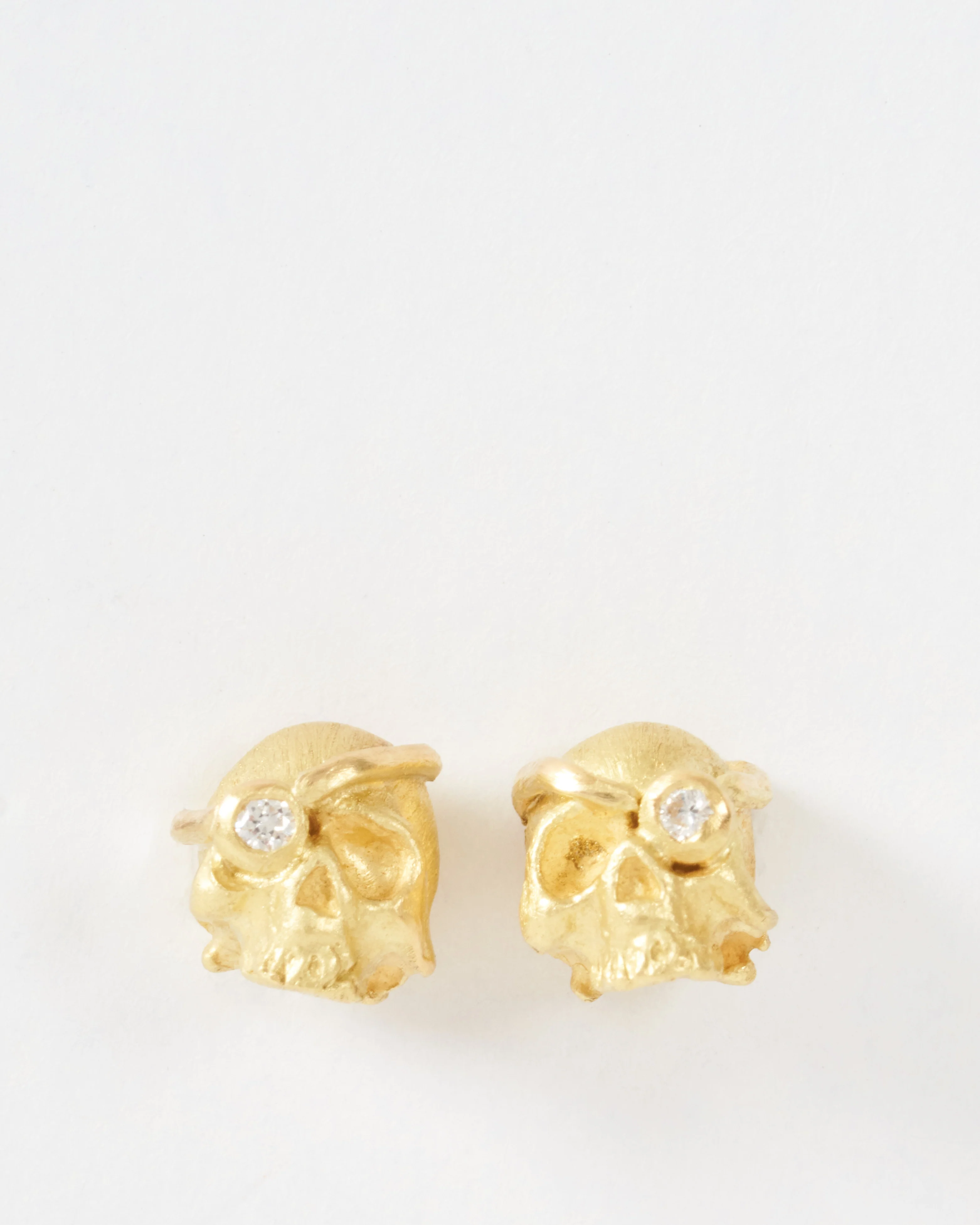 diamond skull studs - Image 2