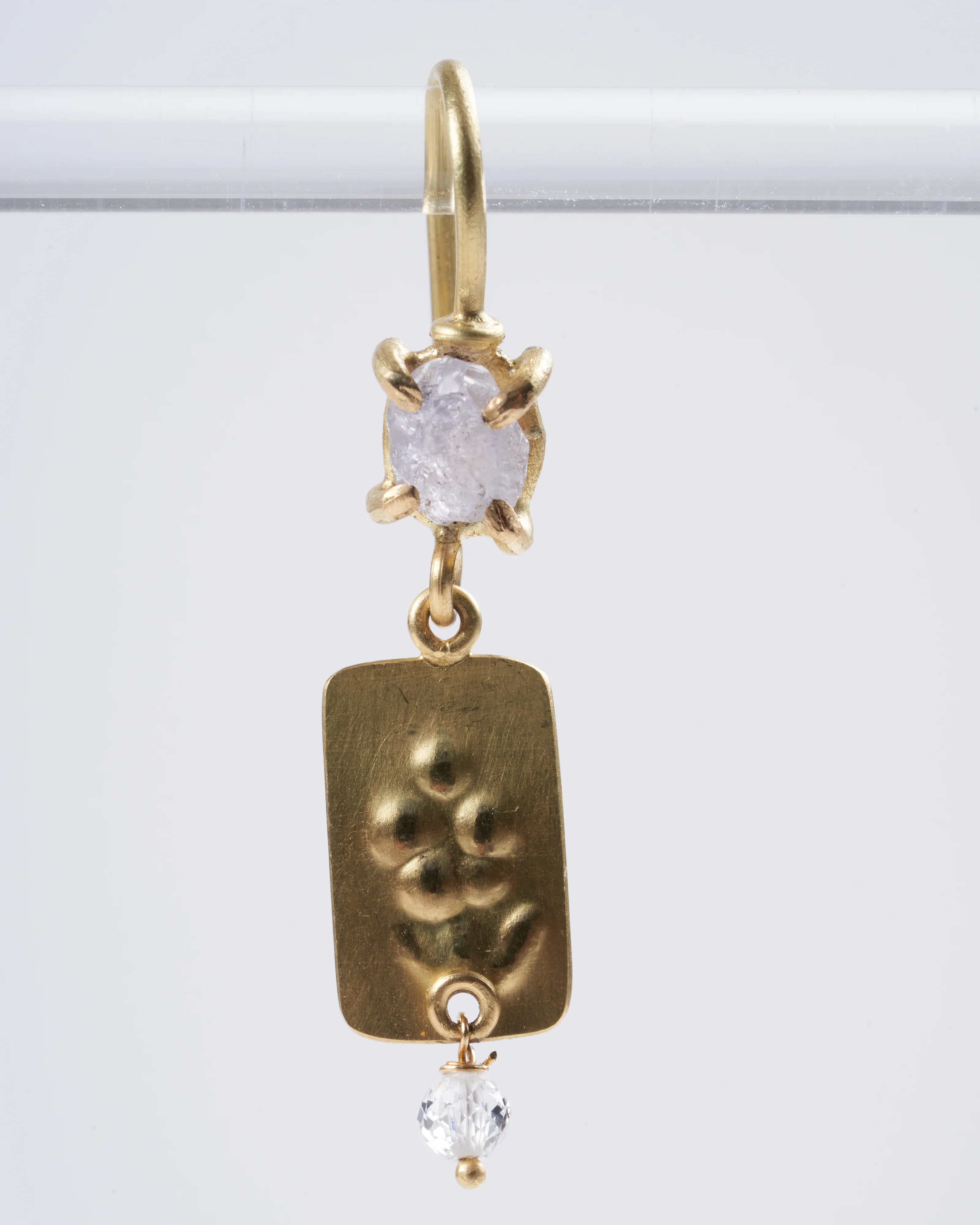 18k yellow gold earrings with raw sapphires and diamonds - gold - Image 3