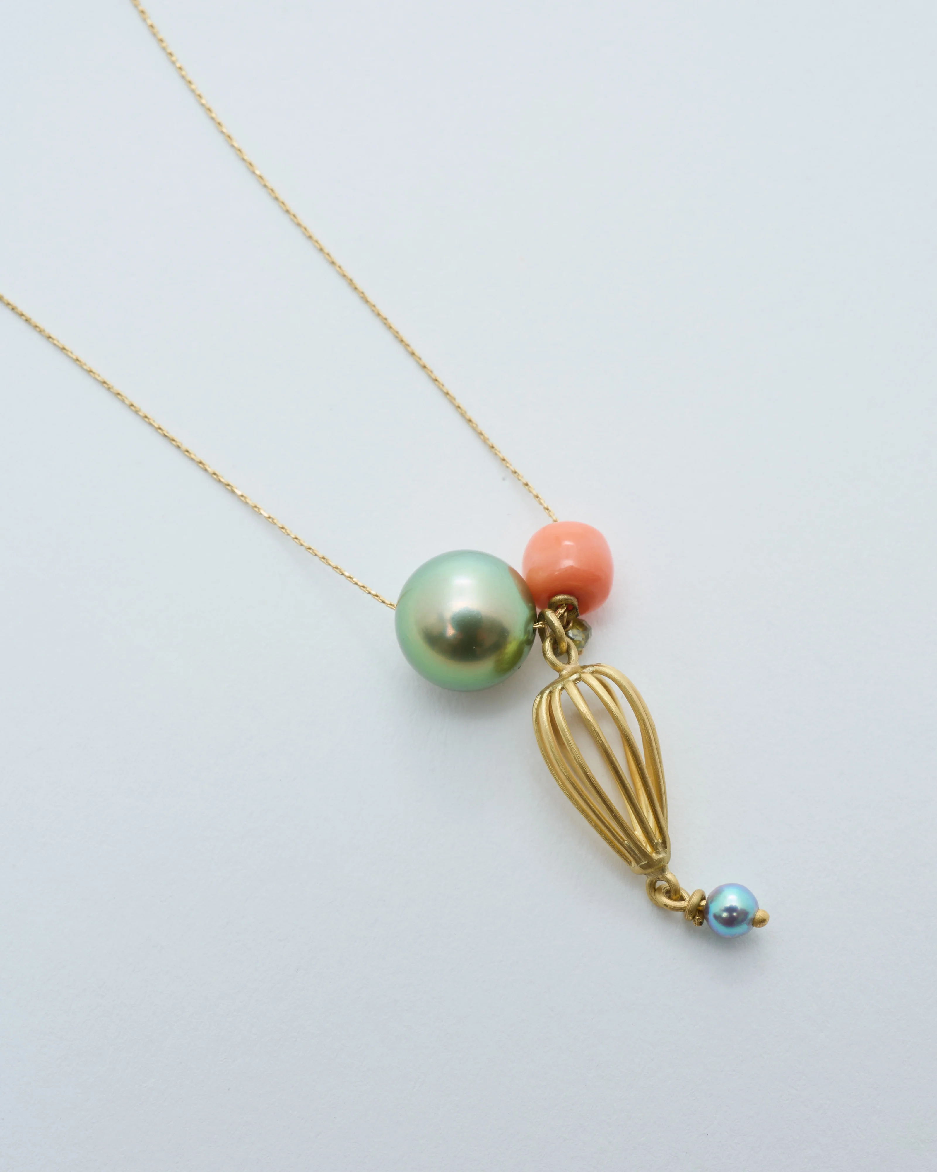 mixed pearl and coral necklace - Image 3