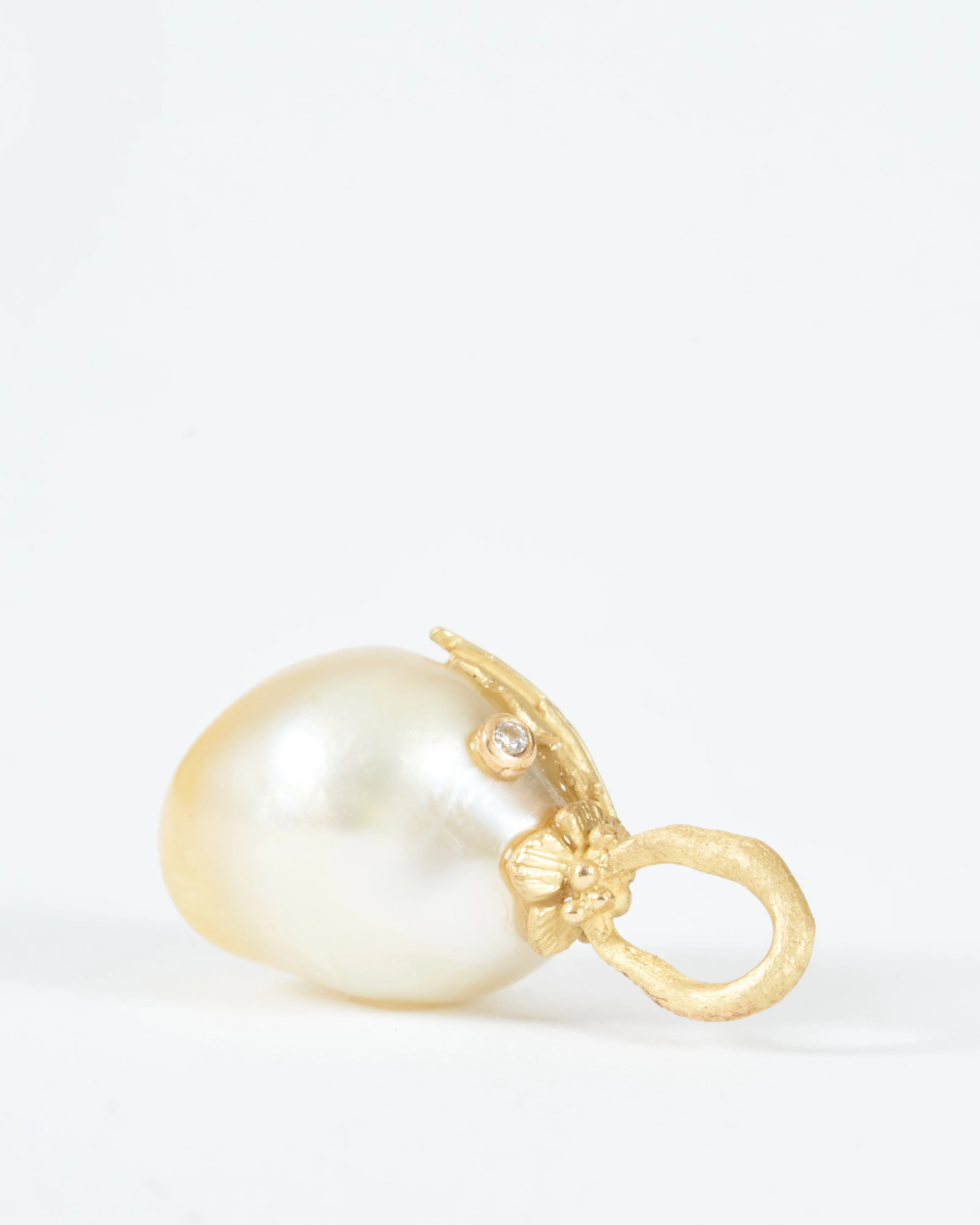 ombre south sea pearl with gold leaf and diamond - Image 3