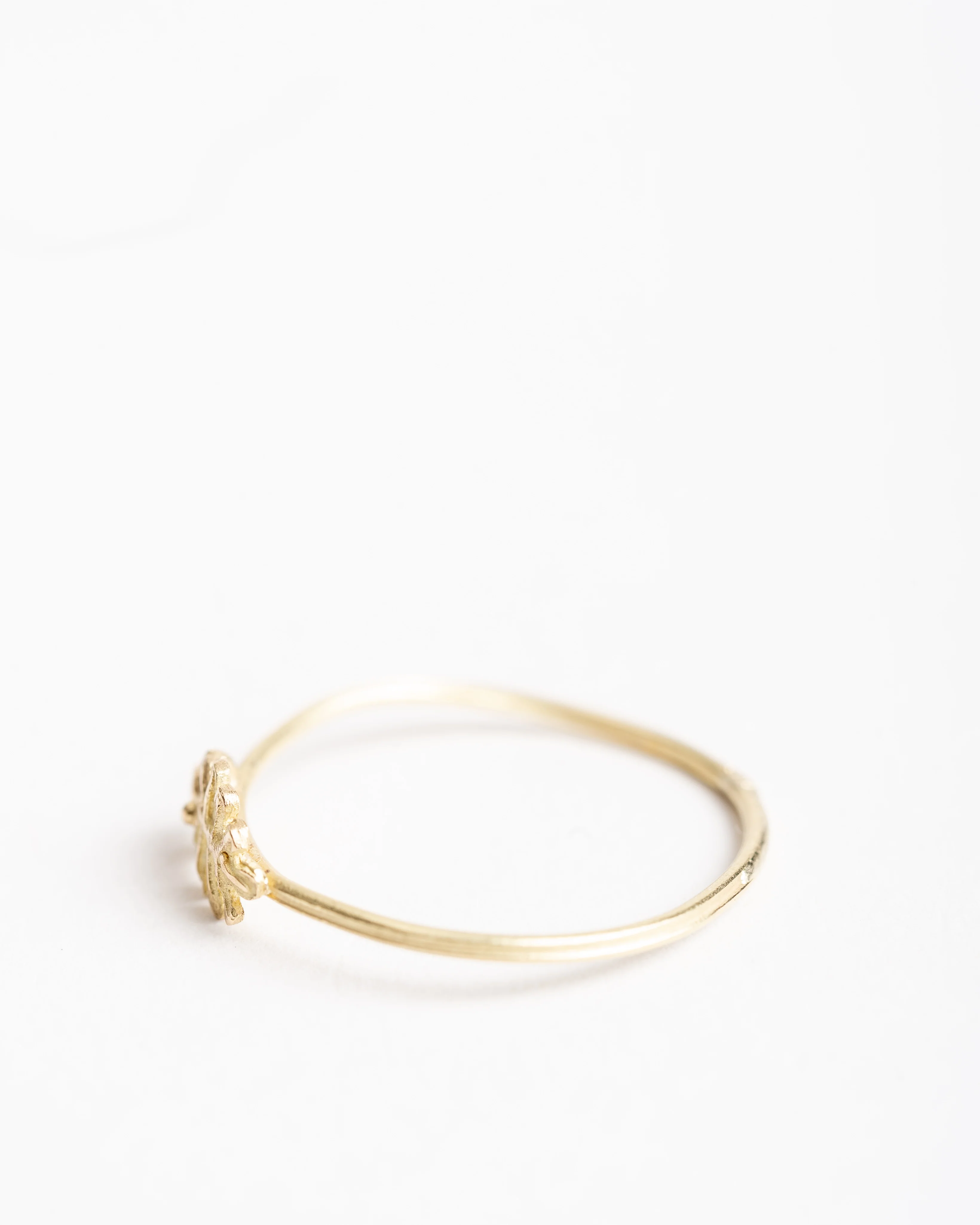 leaf ring with diamond - Image 3