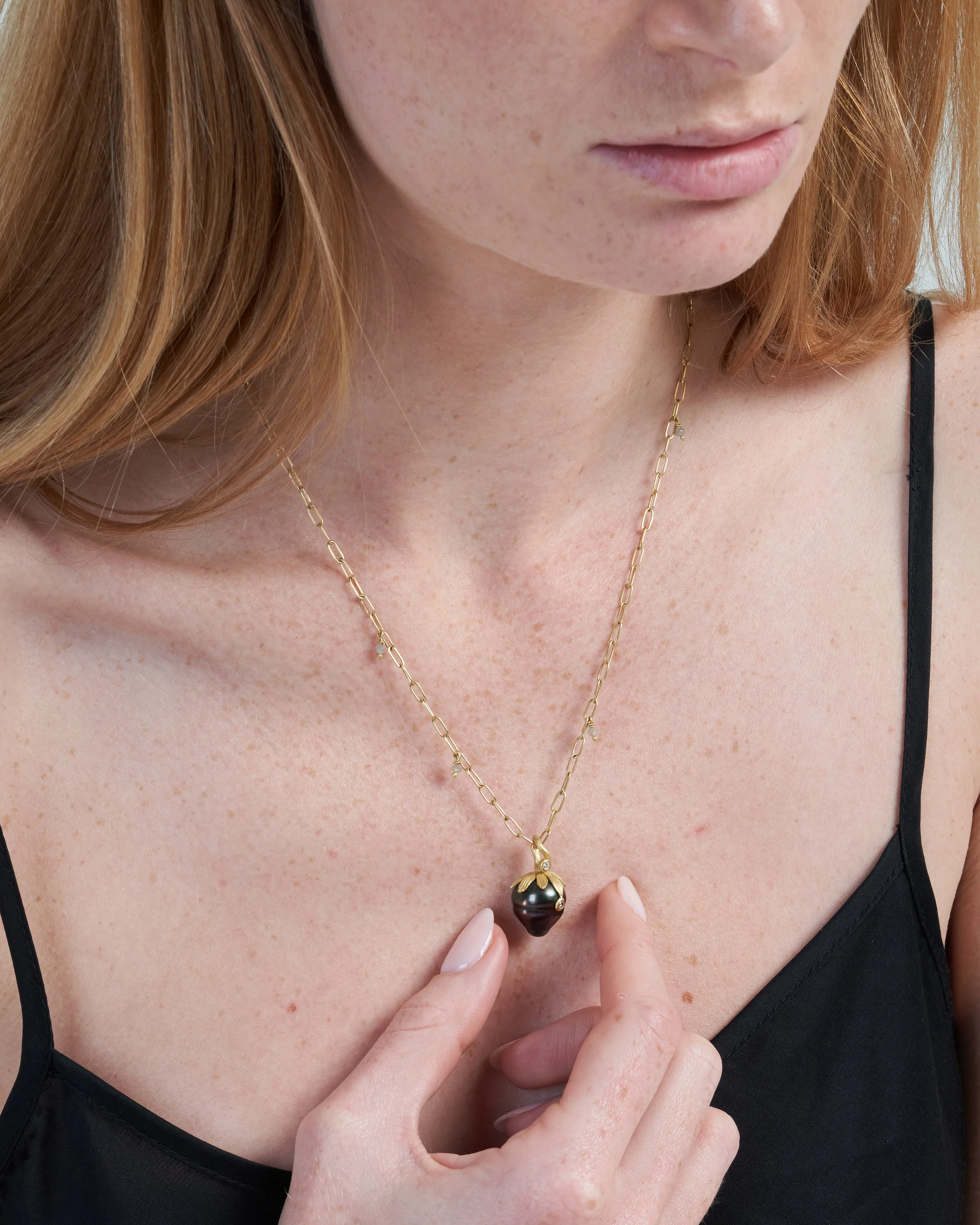 strawberry pearl - green / gold - Image 3