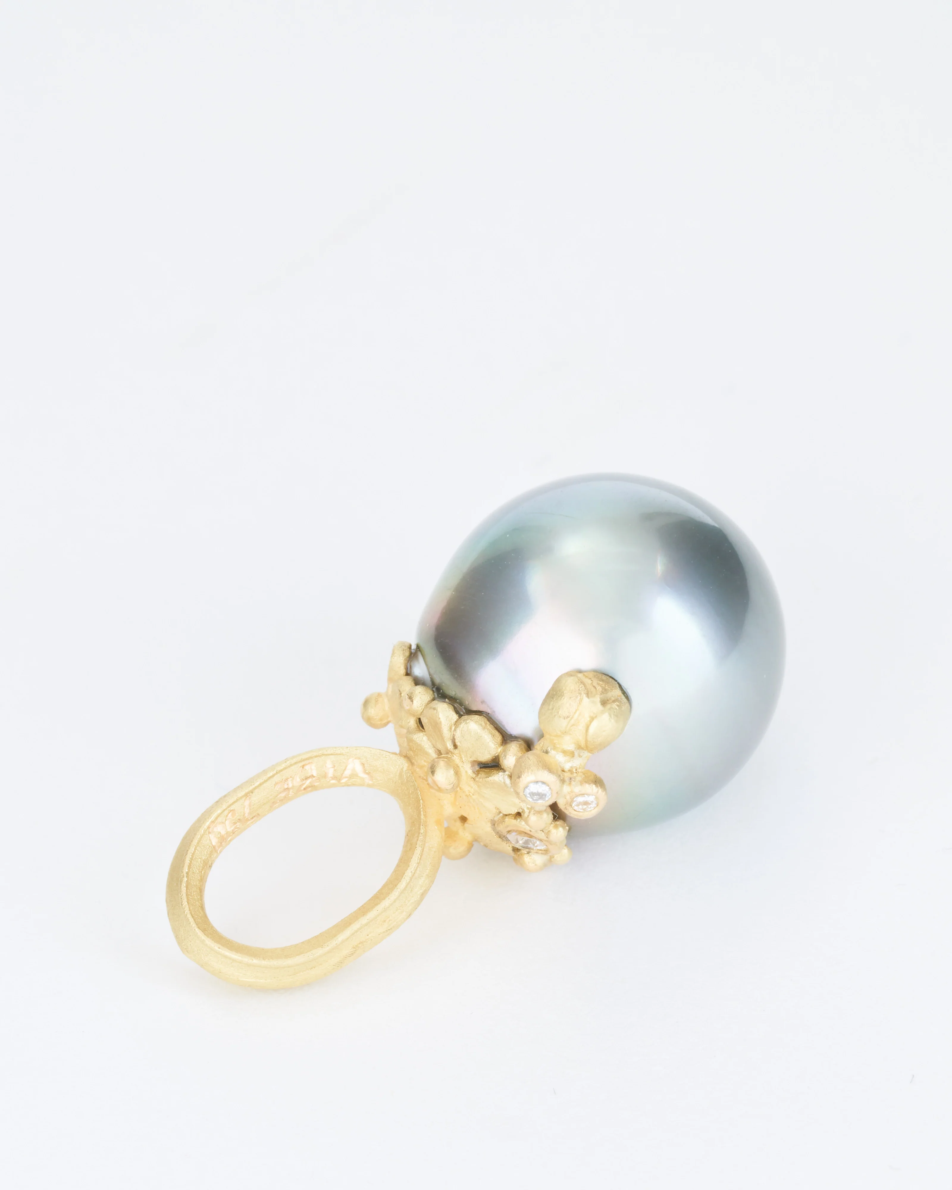 tahiti pearl pendant with flower and diamonds - Image 3