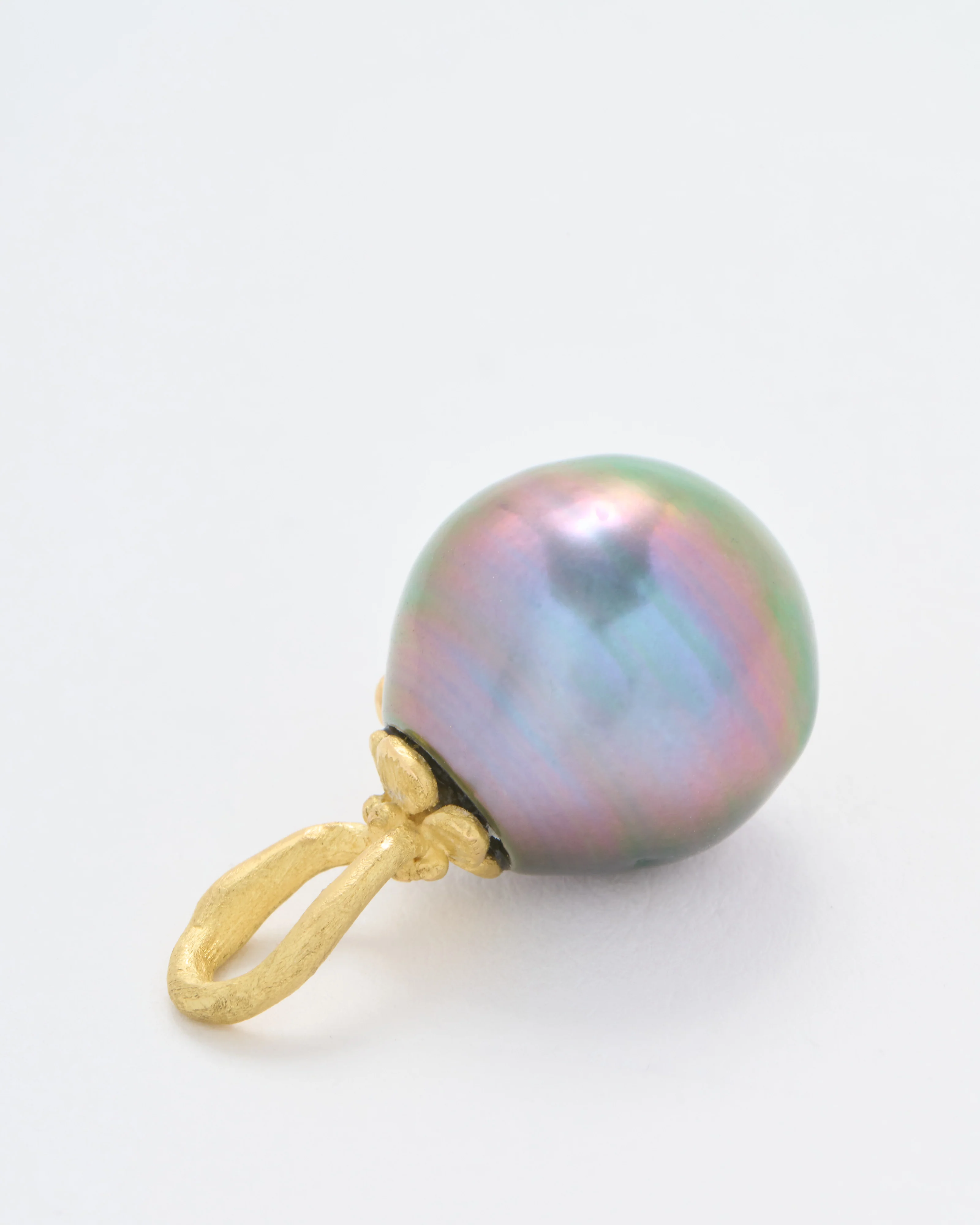 tahitian pearl with flowers and white diamond - Image 4