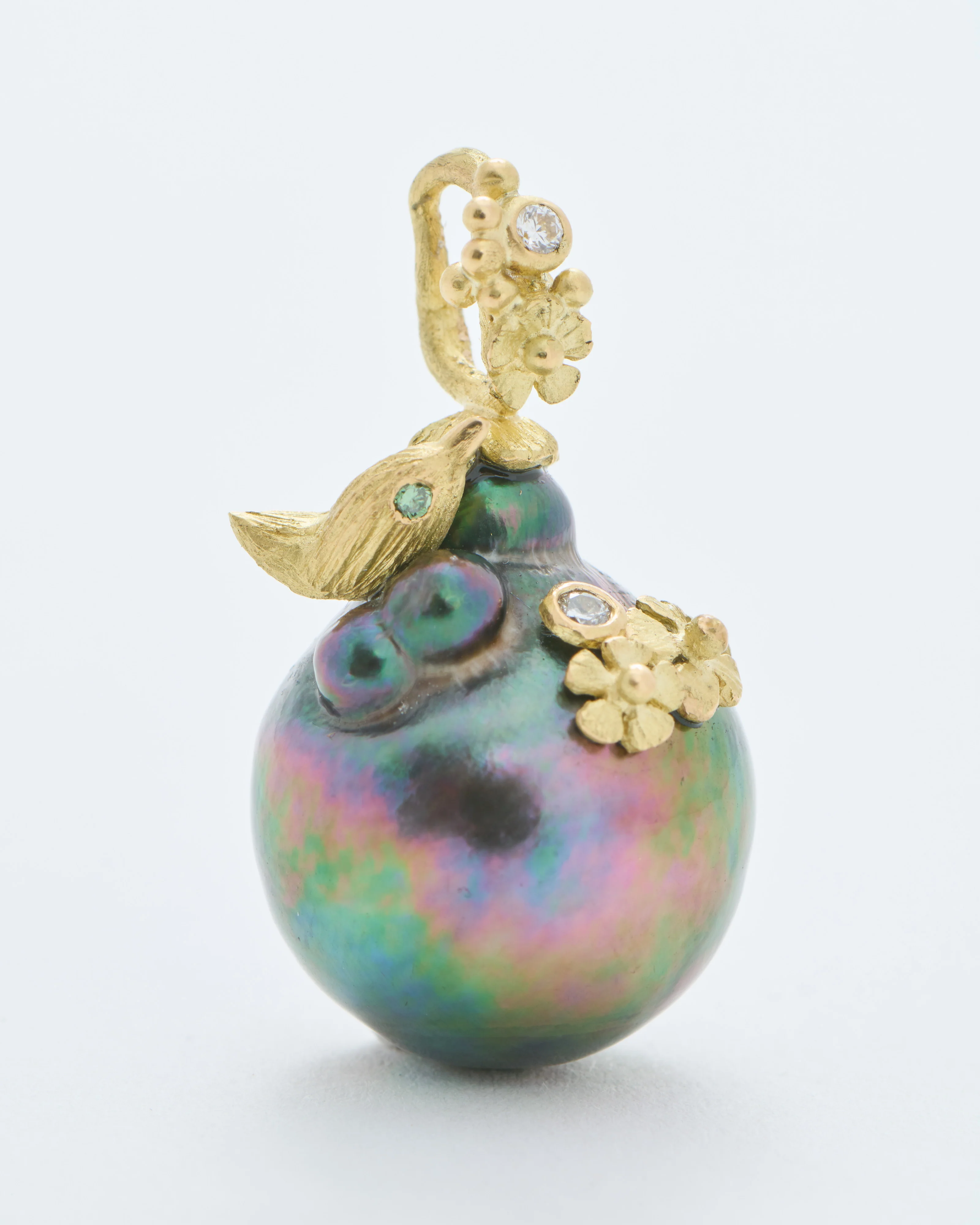 tahitian pearl pendant with bird and flowers - Image 3