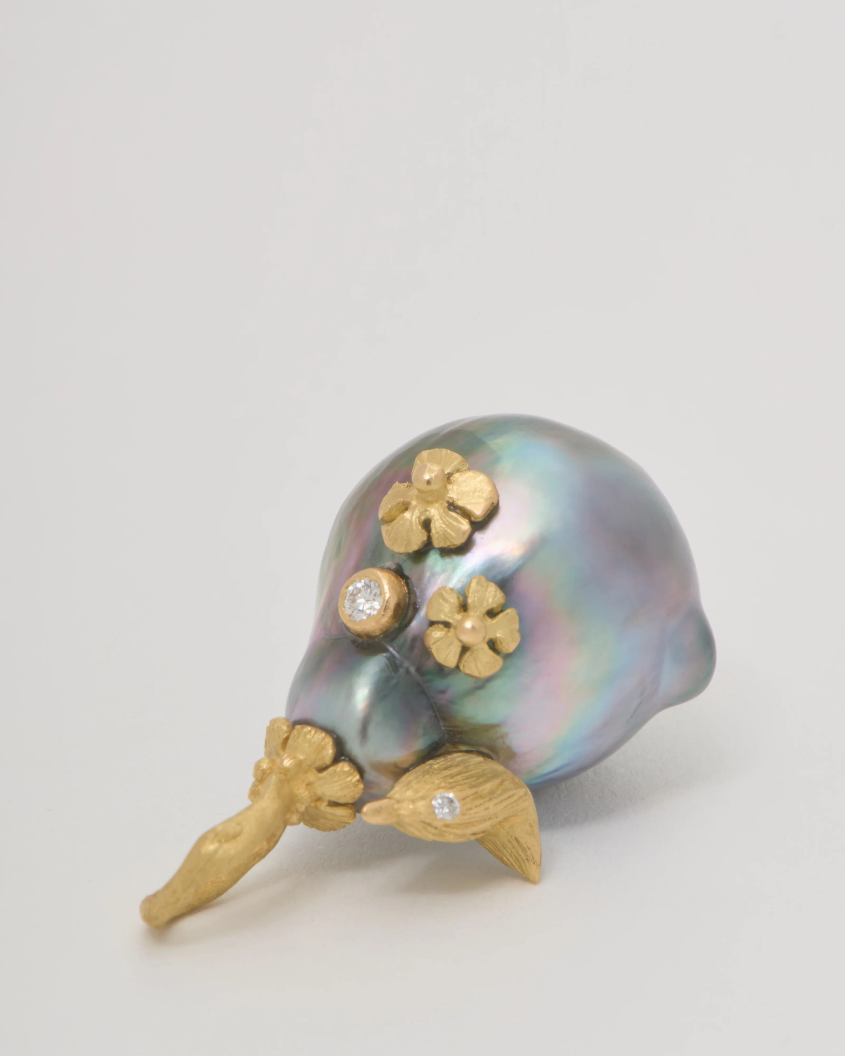 tahitian pearl pendant with bird and flowers - Image 6