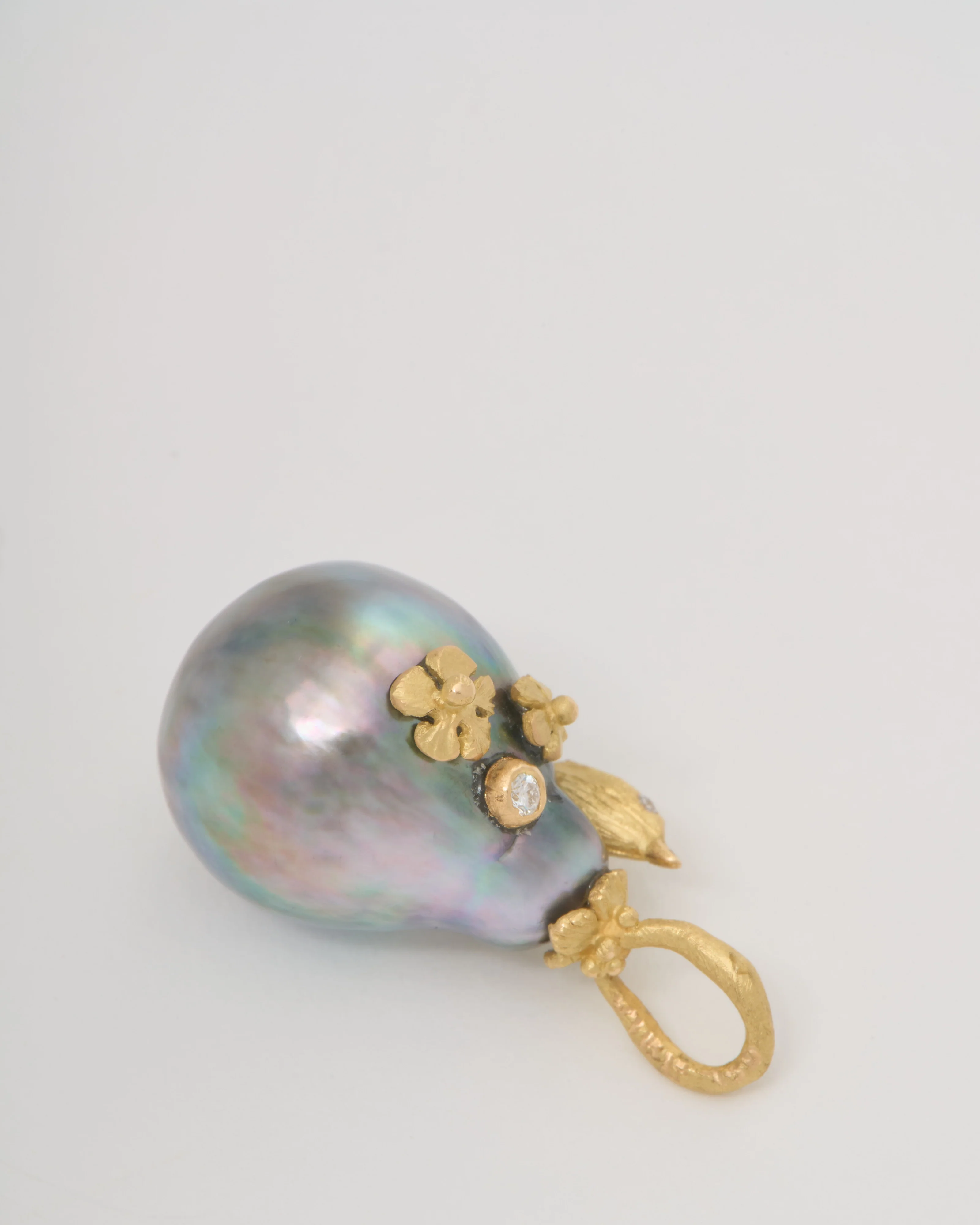 tahitian pearl pendant with bird and flowers - Image 7