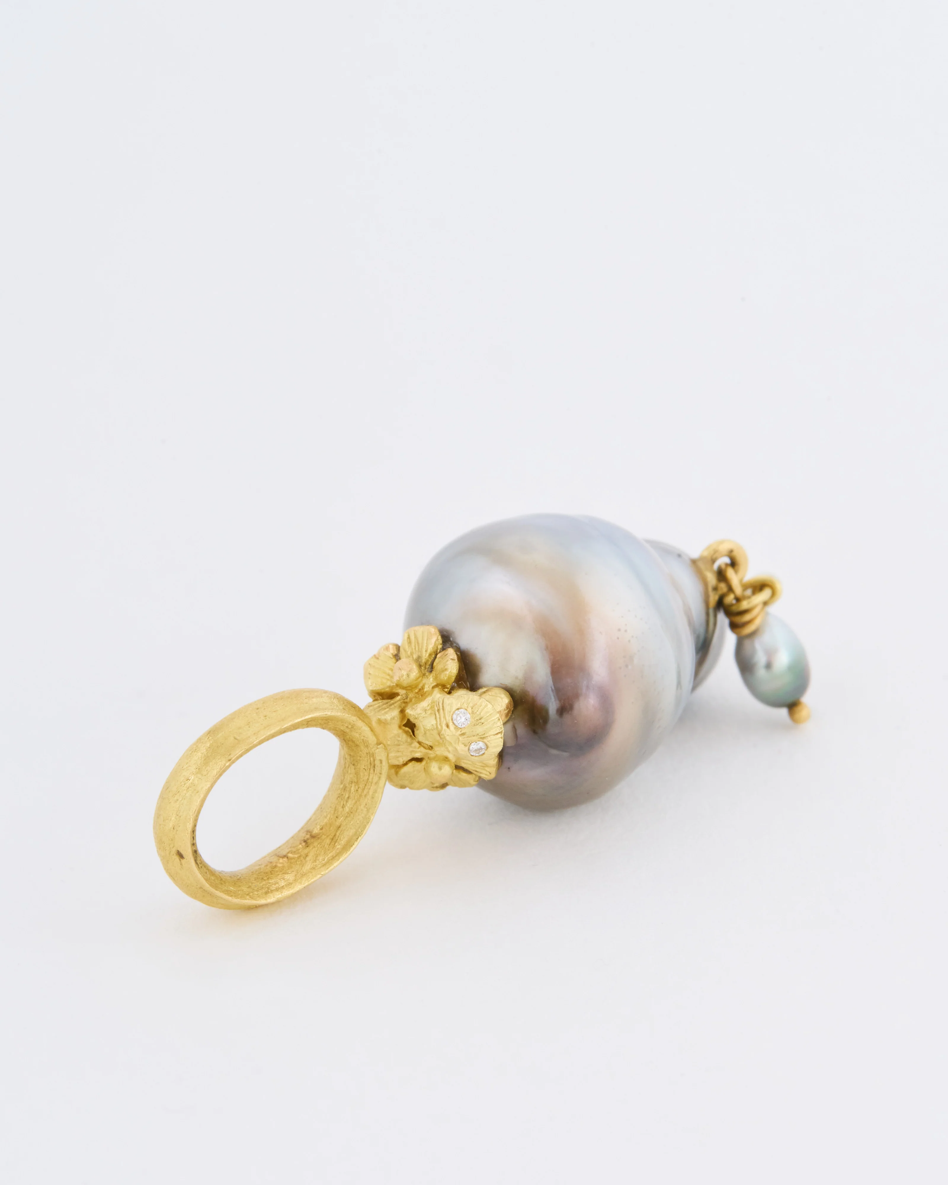 tahitian pearl pendant with pearl dangles - Image 3