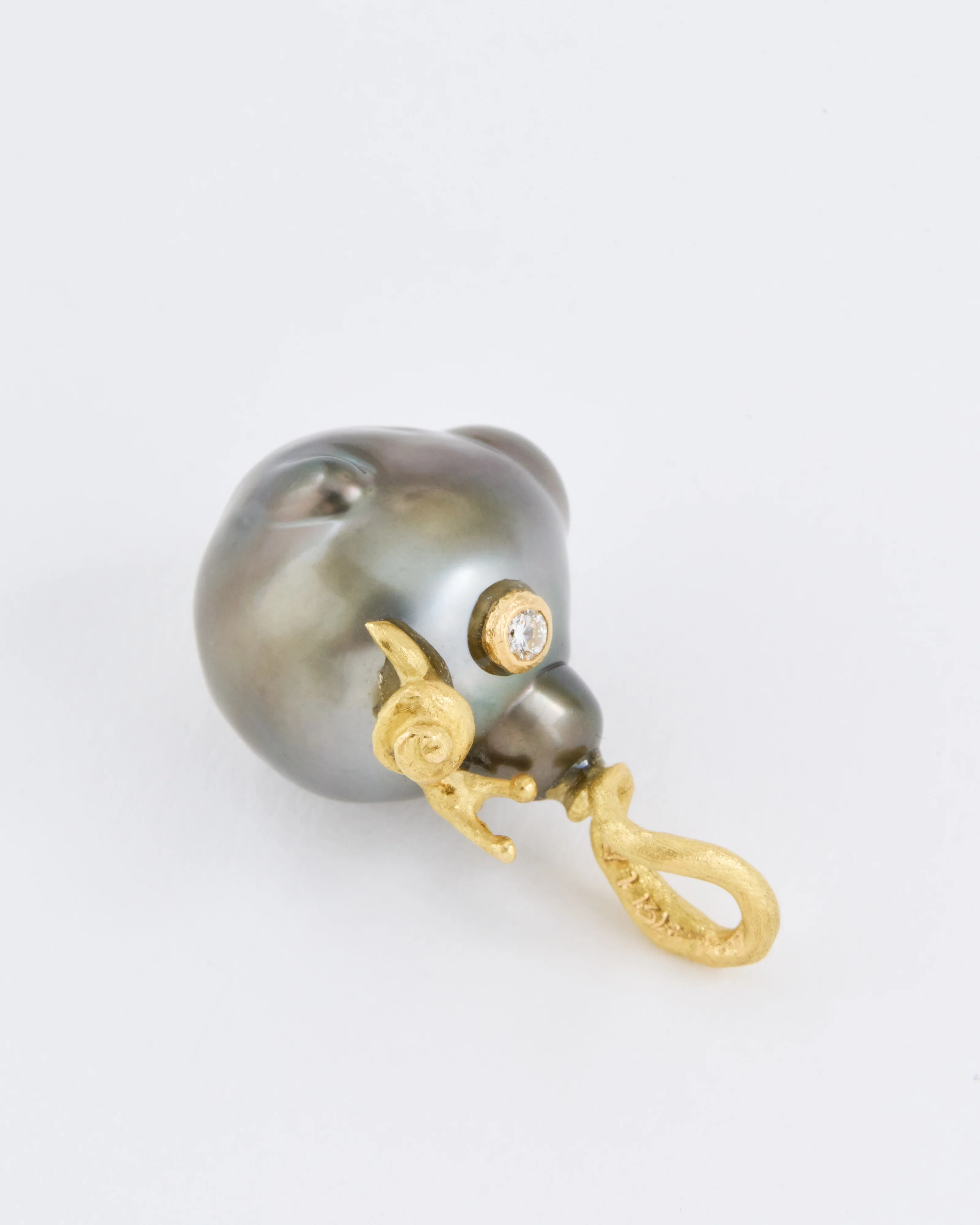tahitian pearl pendant with snail and diamond - Image 3