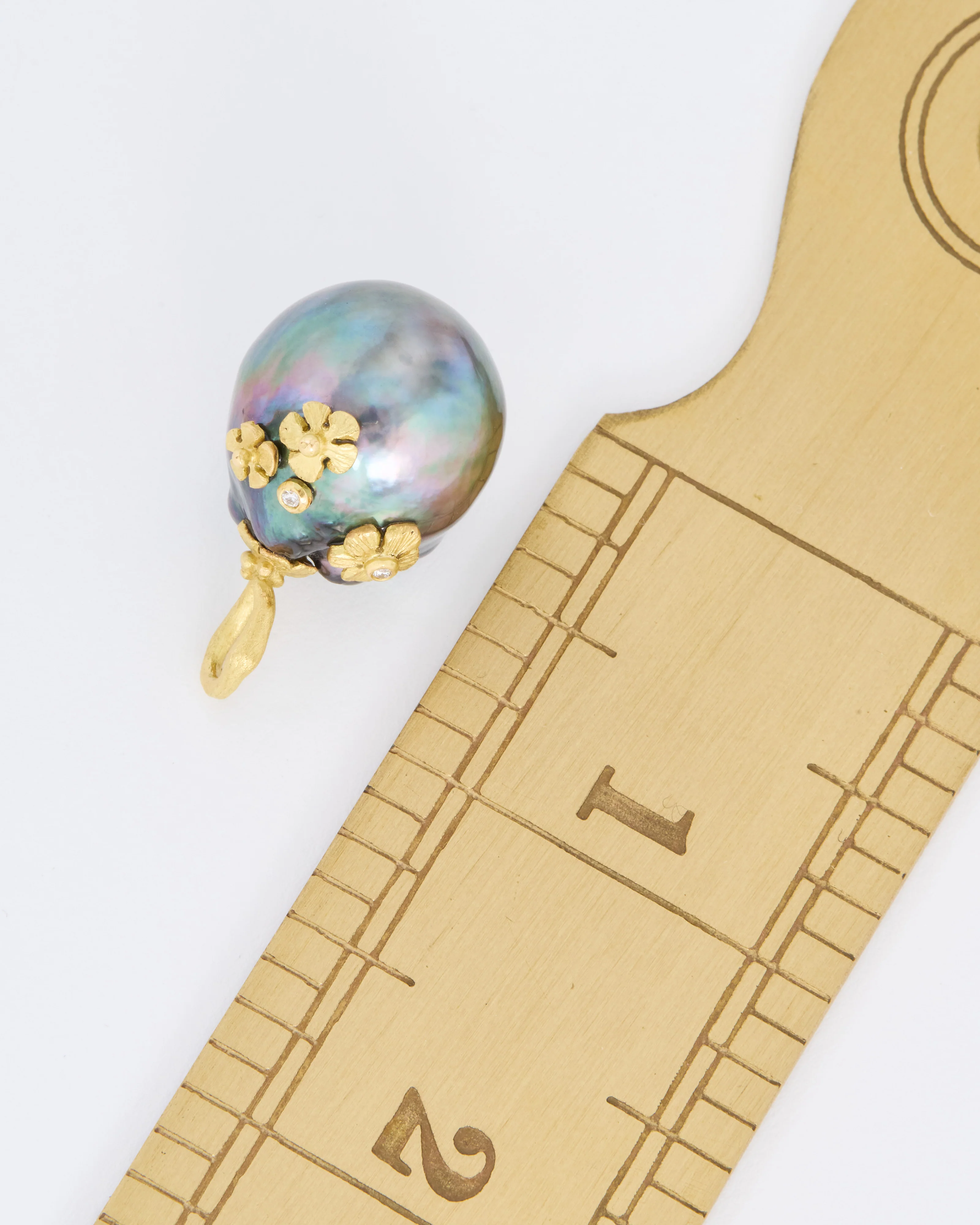 tahitian pearl pendant with flowers - Image 5