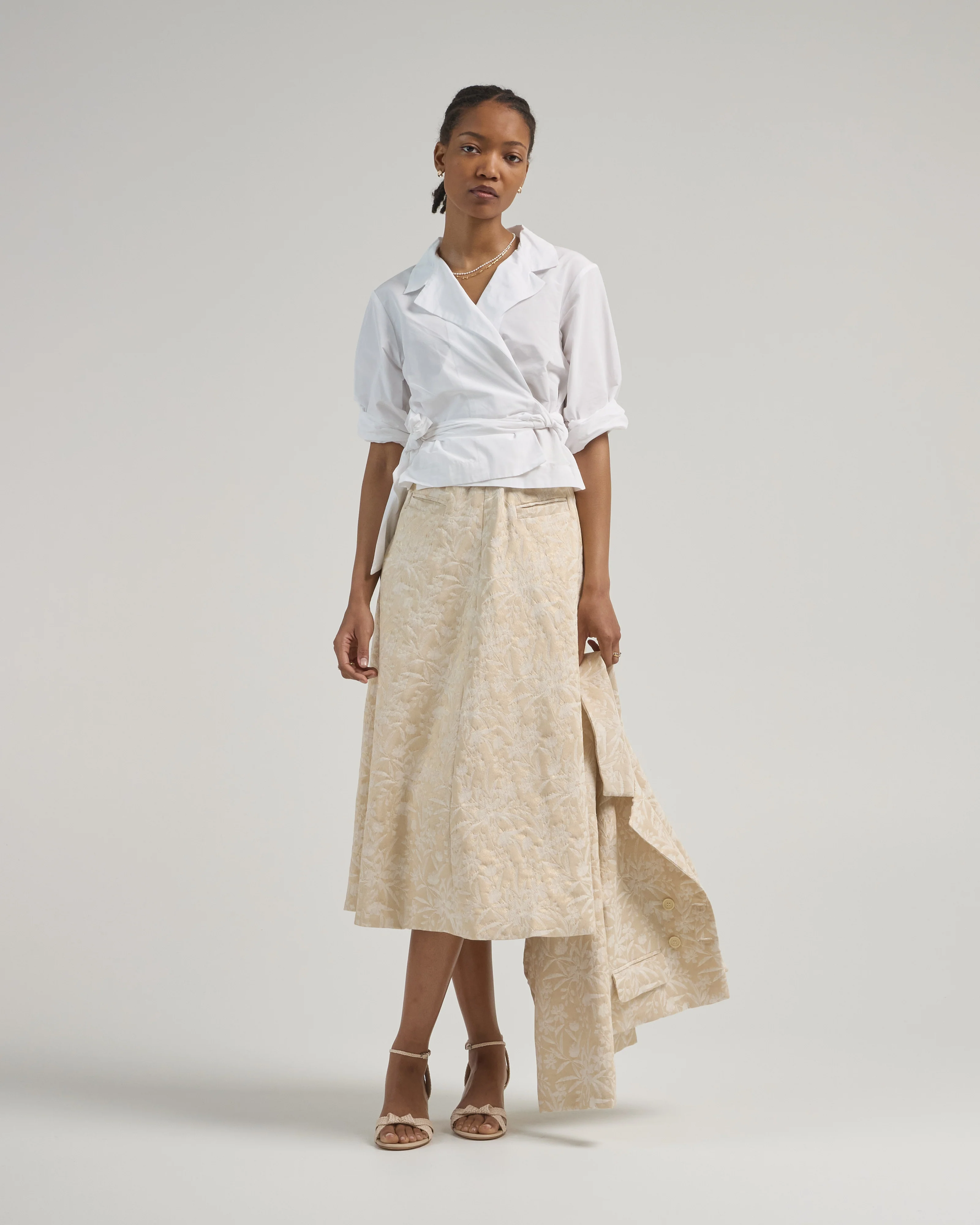 a line skirt - Image 5