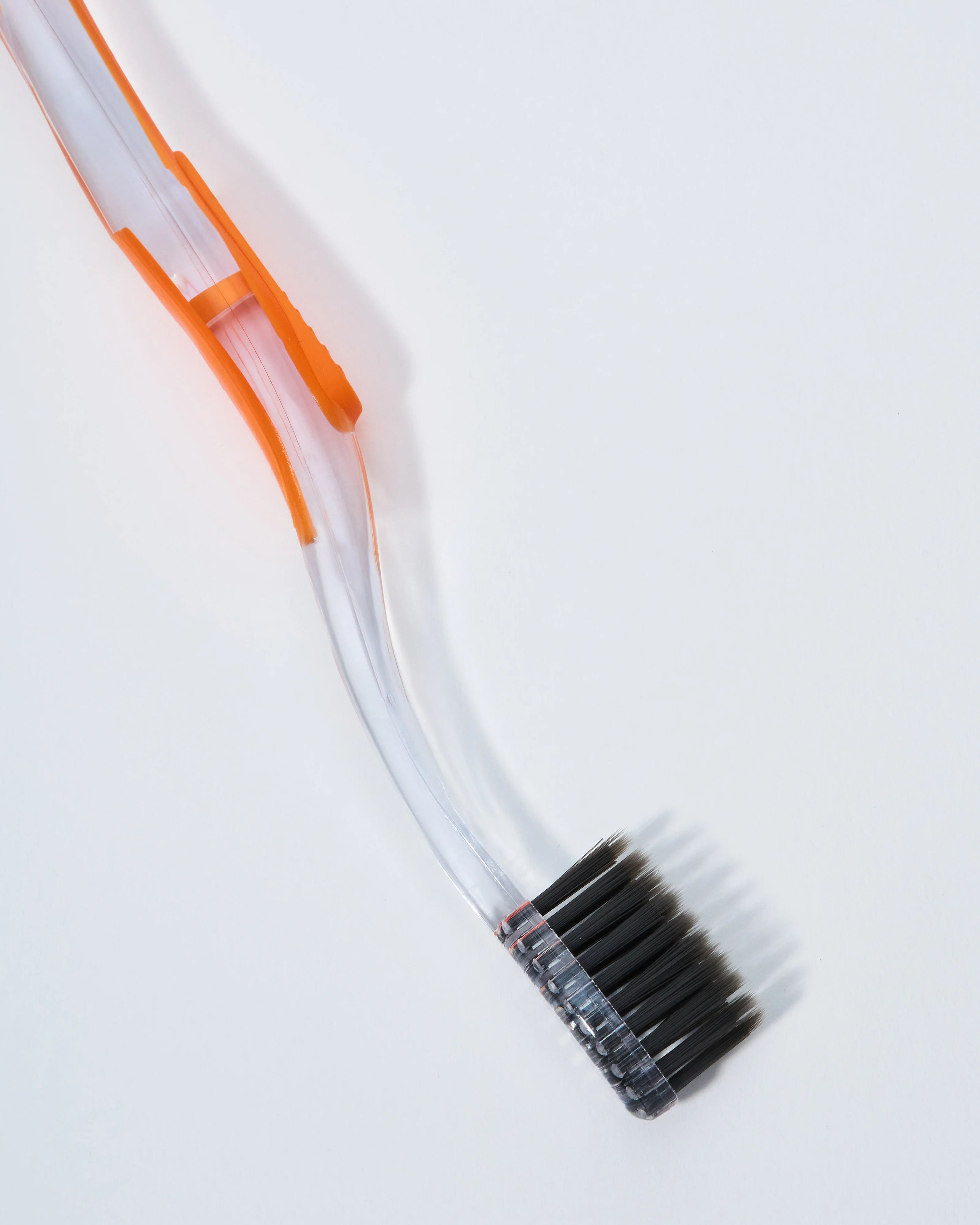 toothbrush w/ black bristles - Image 2