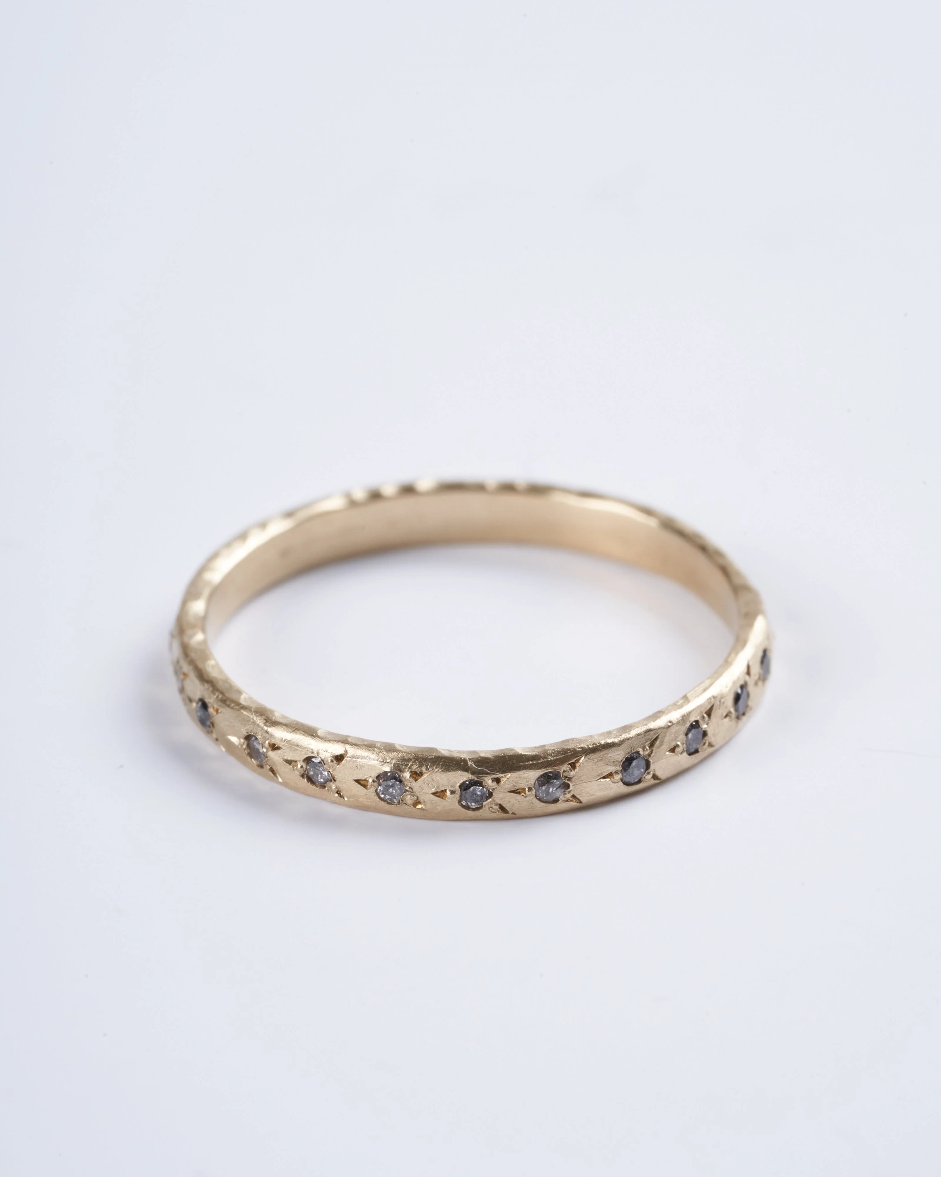 gray diamond 3 bead set eternity - gold - Image 3