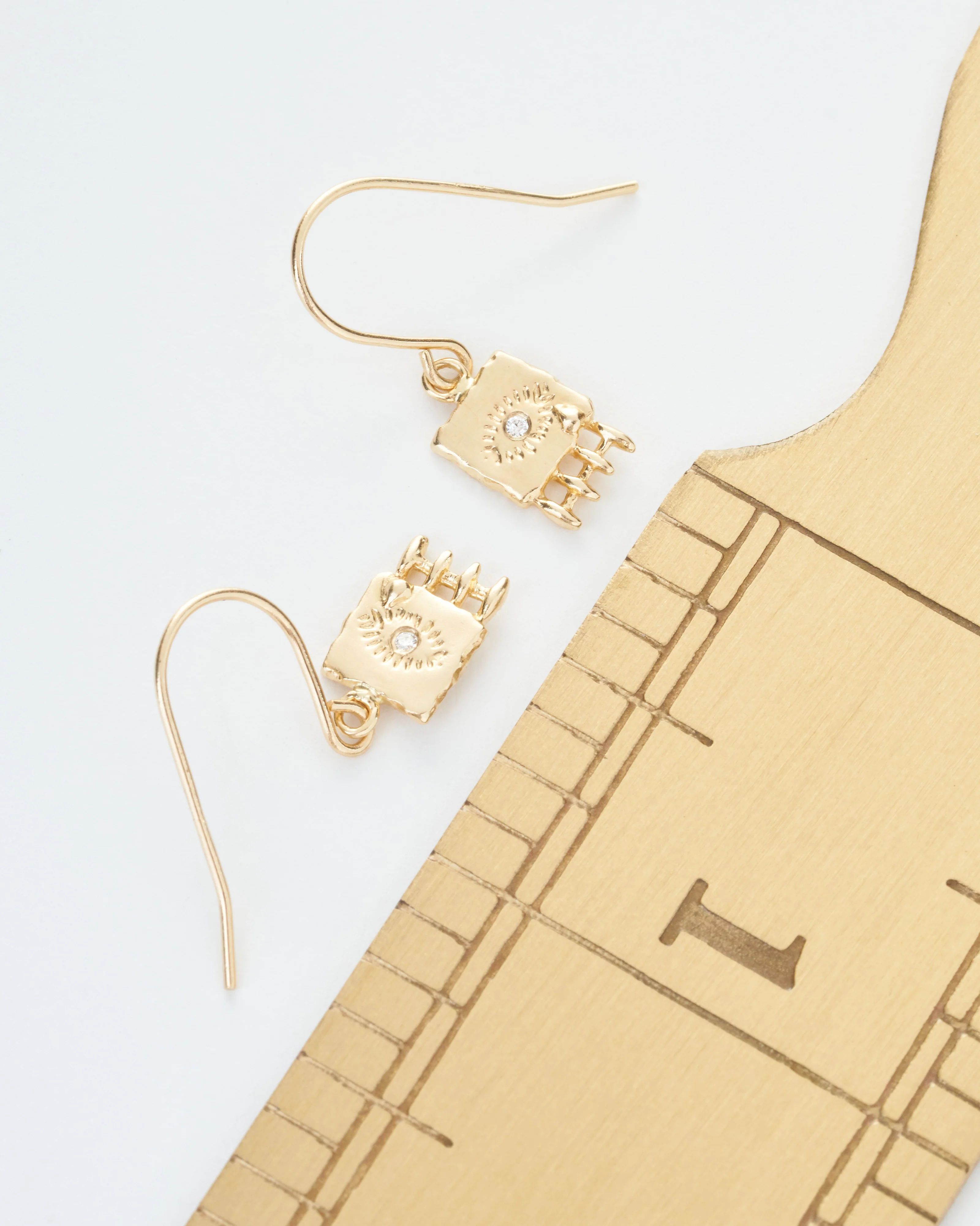 tiny eye earrings - Image 6
