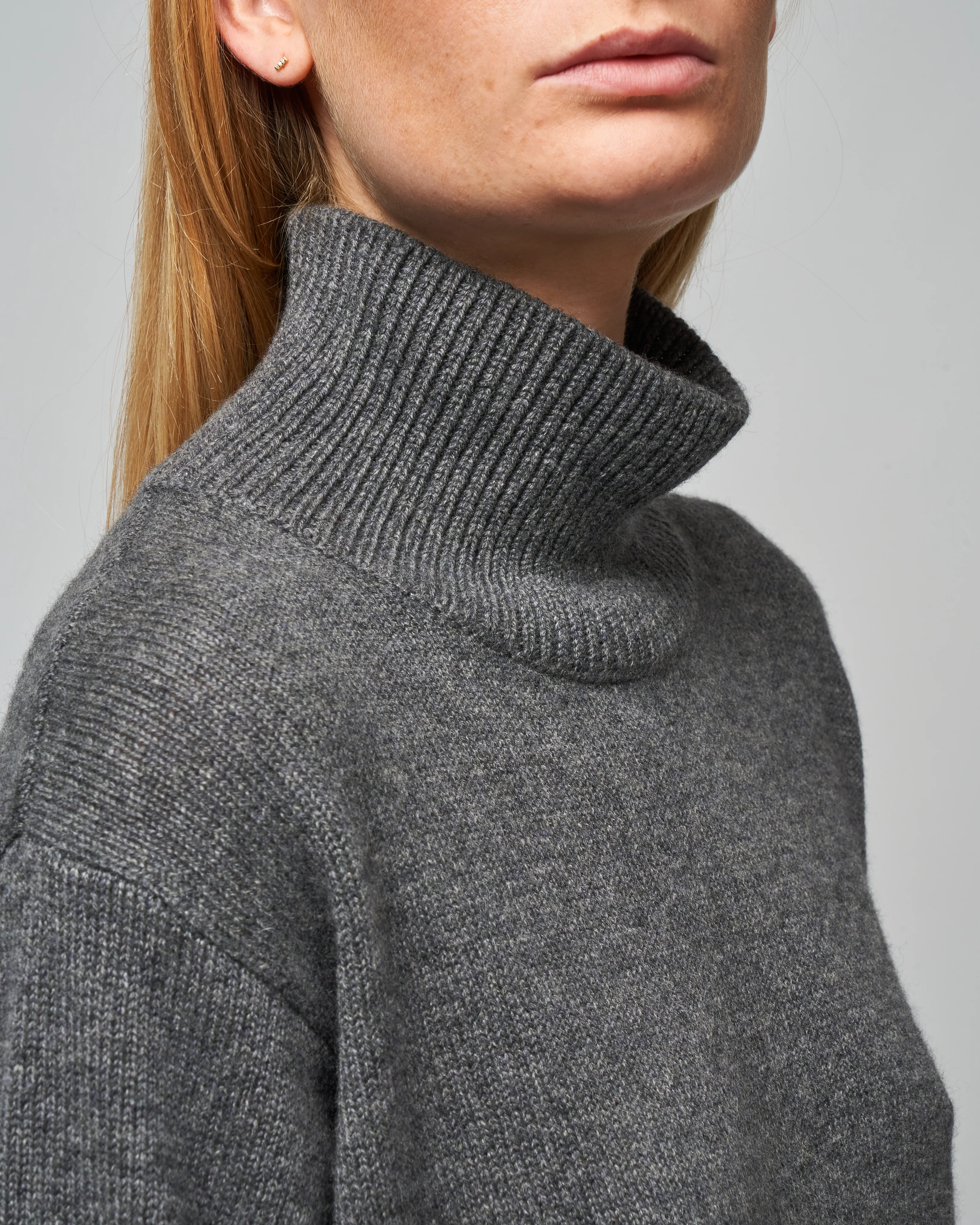 casey sweater - graphite - Image 5