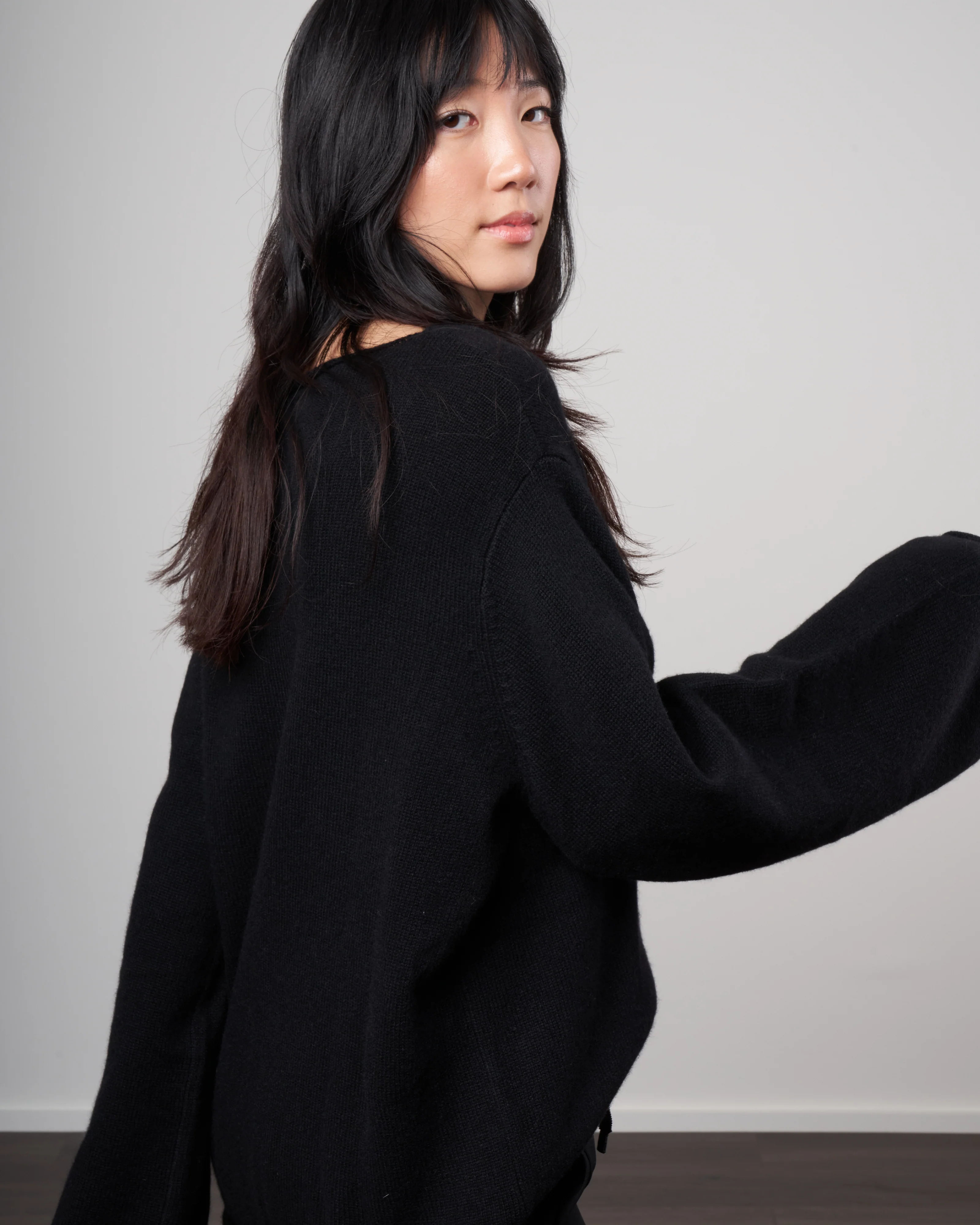taylor sweater - black - Image 3