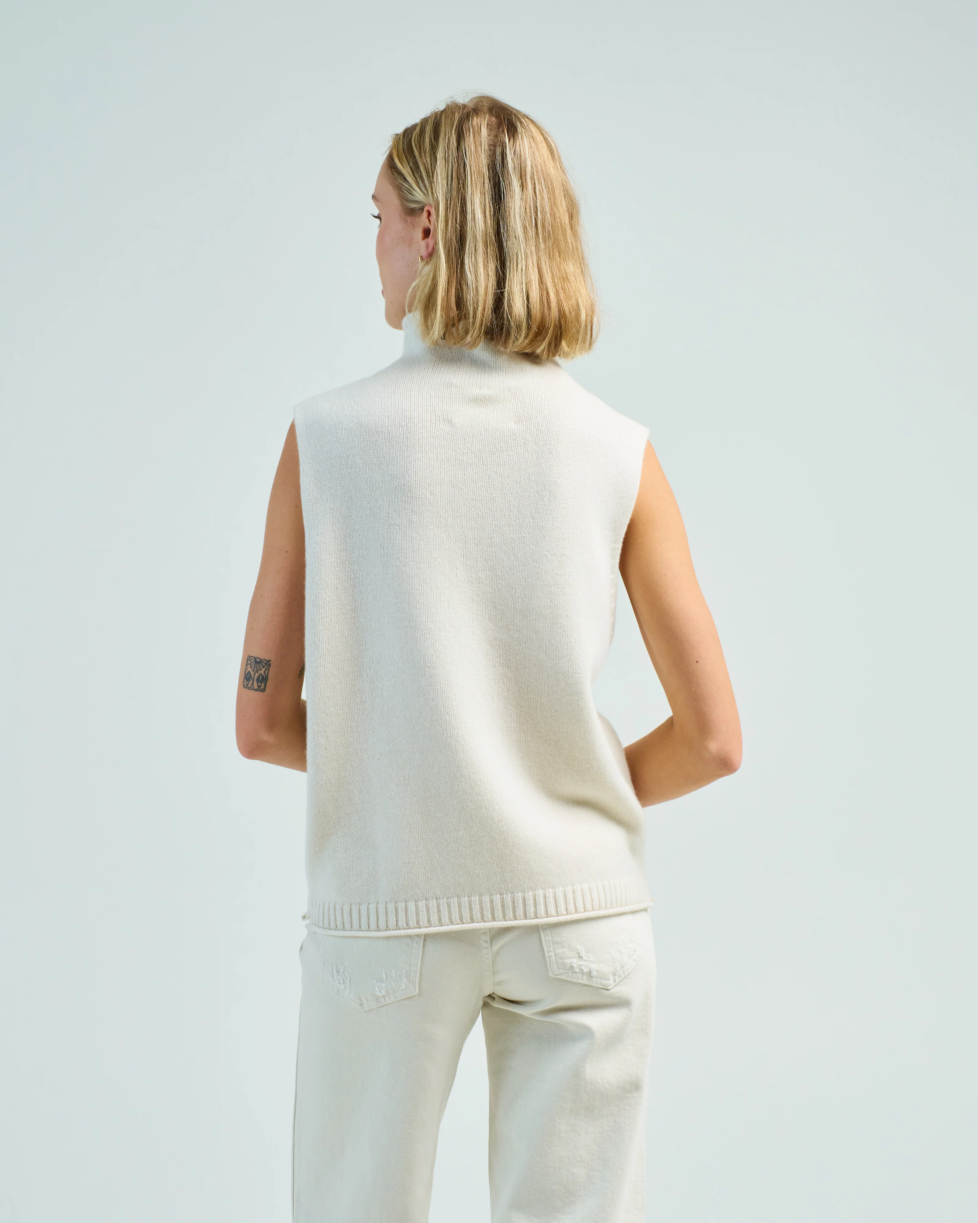 tova vest - Image 3