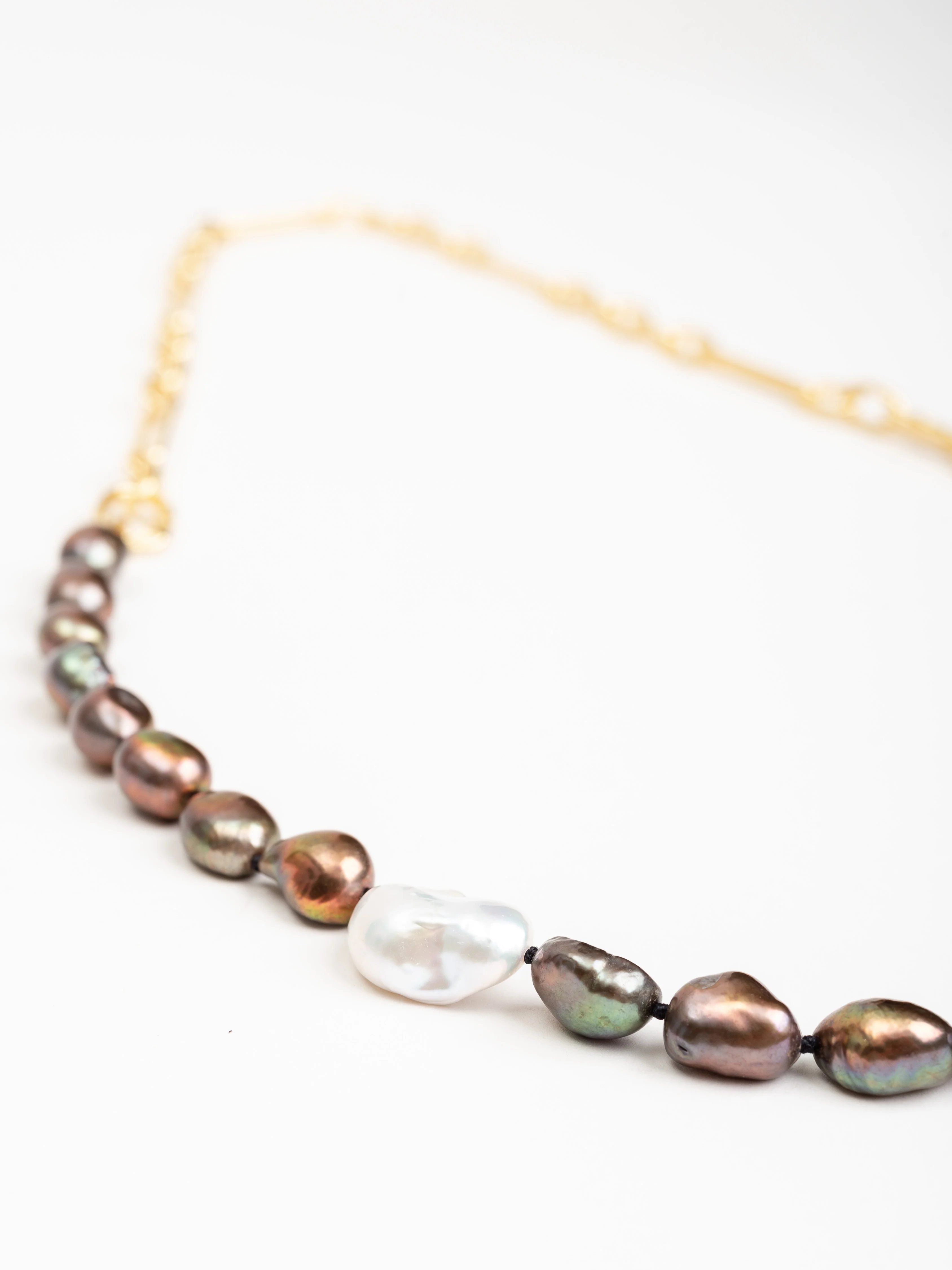 harbor necklace - peacock - Image 3