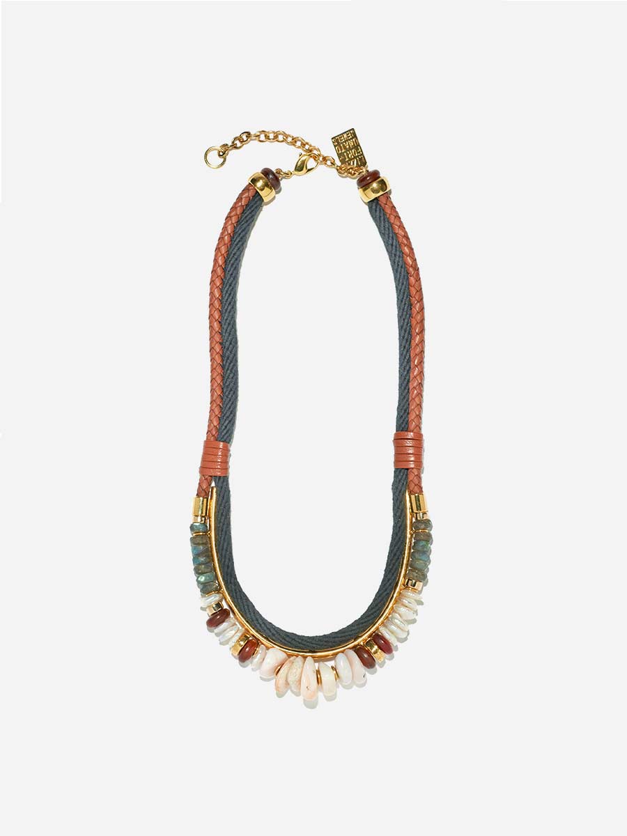 sand mesa necklace
